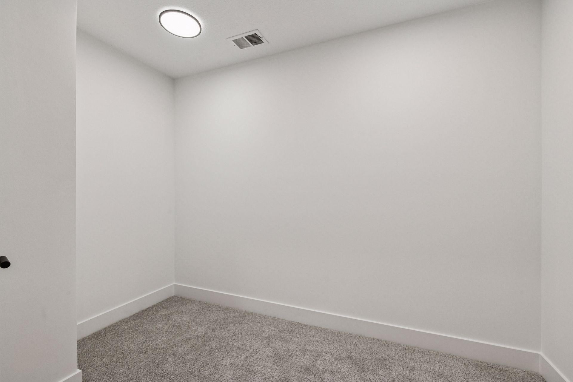 Excelsior, Minnesota, 55331, United States, 5 Bedrooms Bedrooms, ,4 BathroomsBathrooms,Residential,Active,1926701