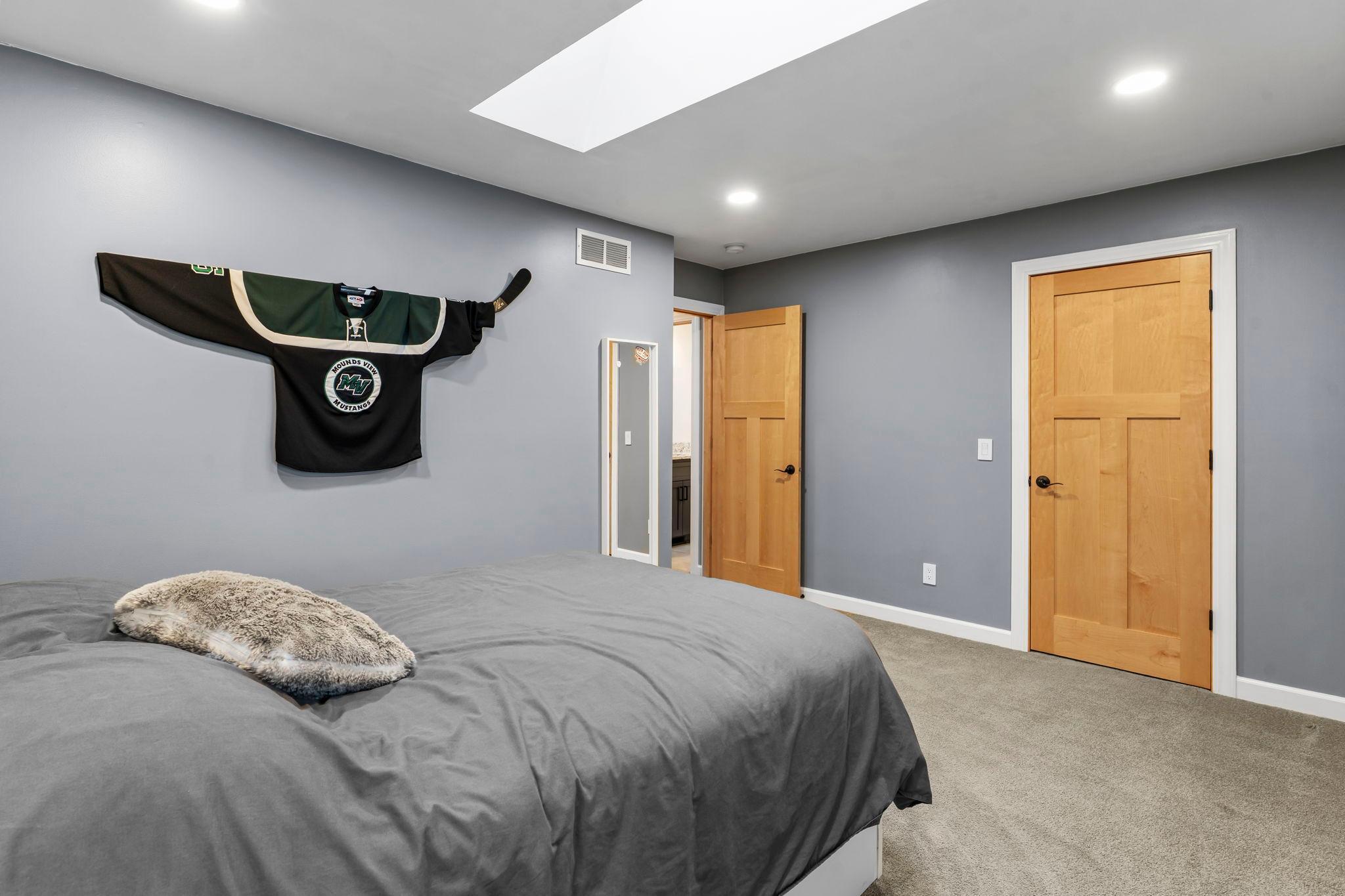 Saint Paul, Minnesota, 55126, United States, 4 Bedrooms Bedrooms, ,4 BathroomsBathrooms,Residential,Active,2027818