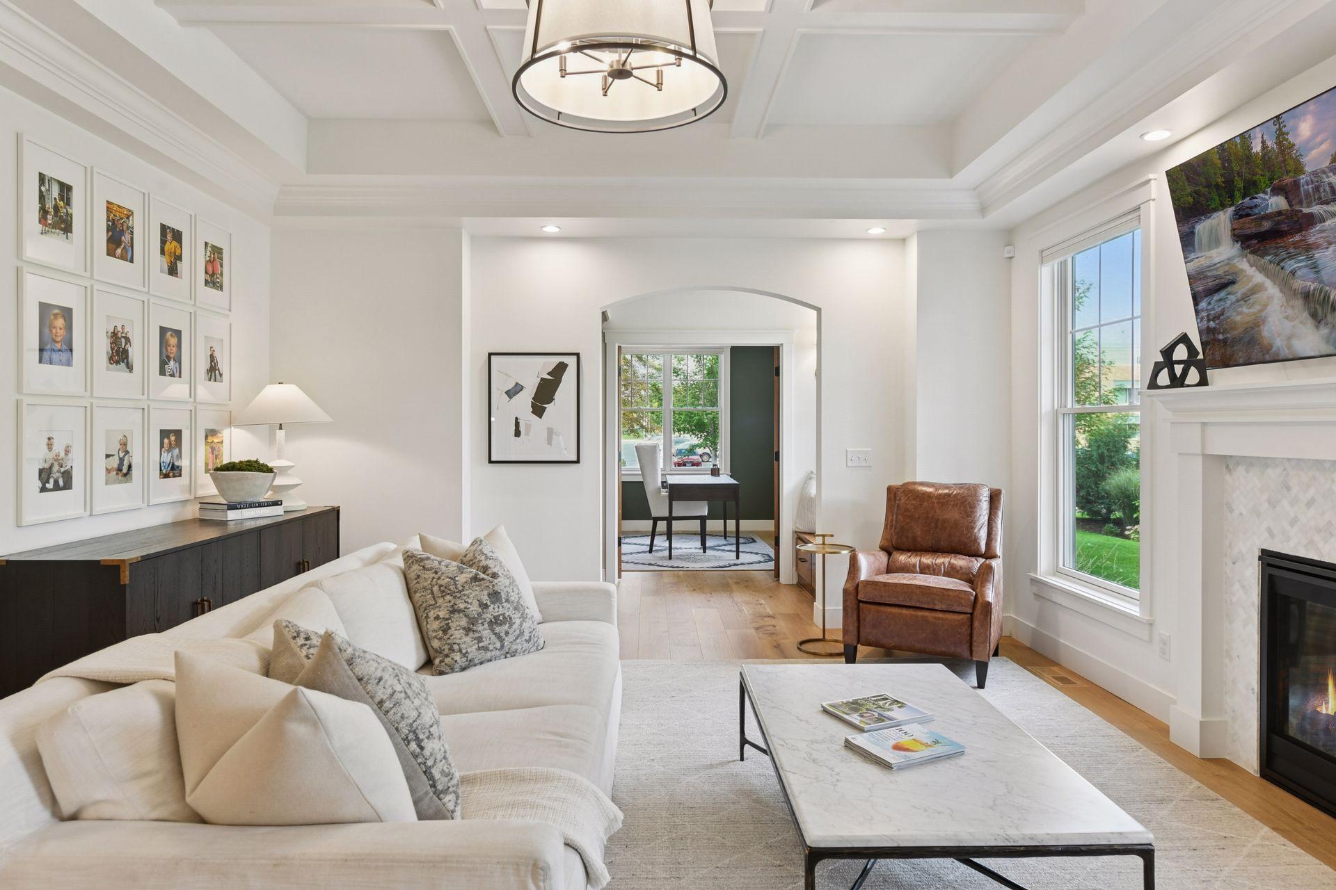 Edina, Minnesota, 55424, United States, 5 Bedrooms Bedrooms, ,5 BathroomsBathrooms,Residential,Active,1952315