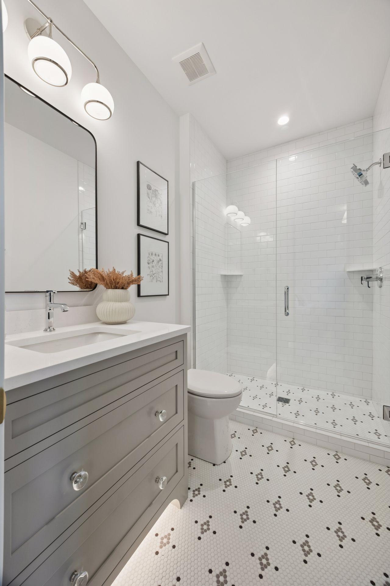 Minneapolis, Minnesota, 55424, United States, 5 Bedrooms Bedrooms, ,6 BathroomsBathrooms,Residential,Active,1920221