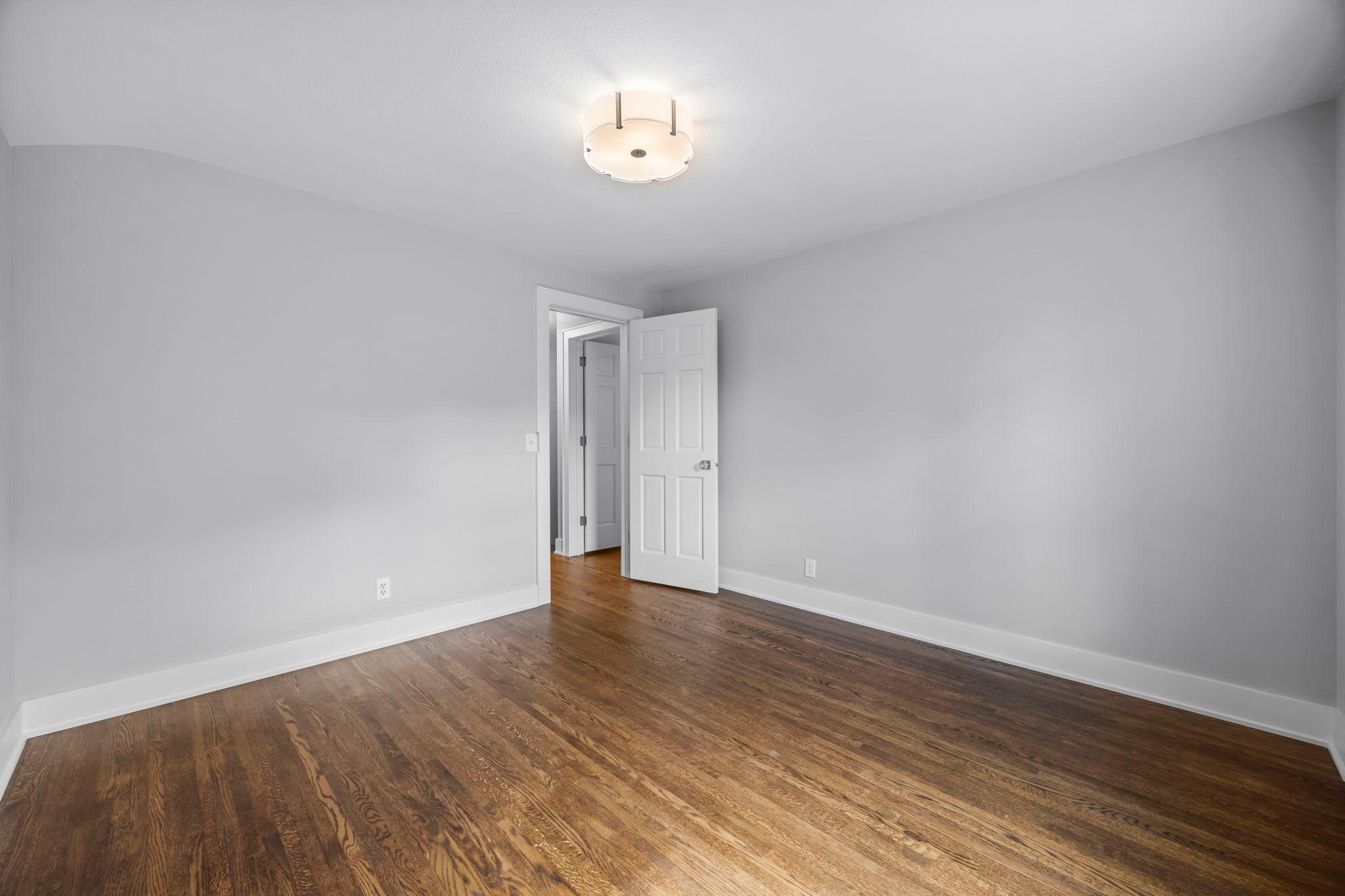 Minneapolis, Minnesota, 55435, United States, 5 Bedrooms Bedrooms, ,5 BathroomsBathrooms,Residential,Active,1944270