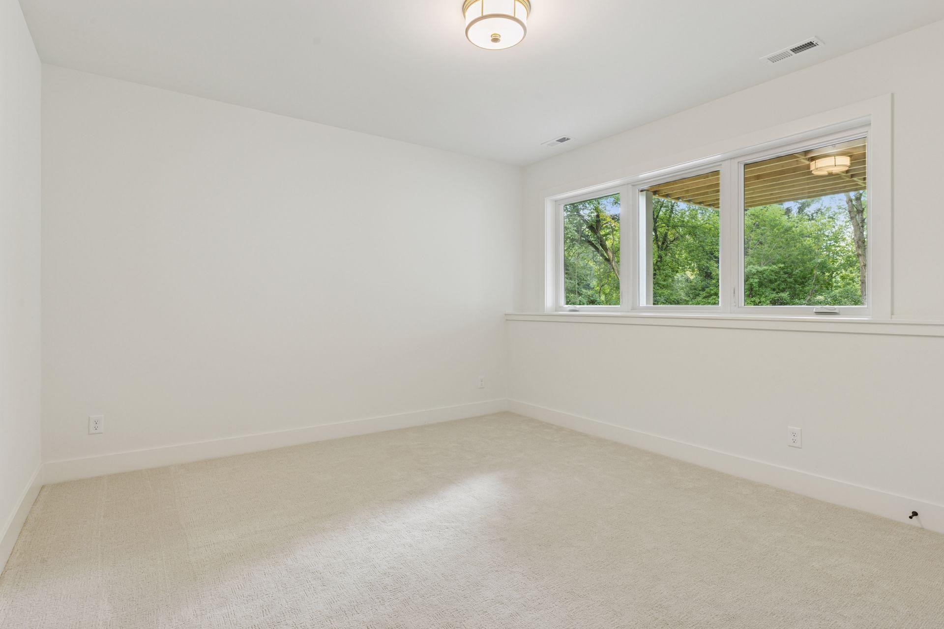 Eagan, Minnesota, 55123, United States, 3 Bedrooms Bedrooms, ,3 BathroomsBathrooms,Residential,Active,1936421