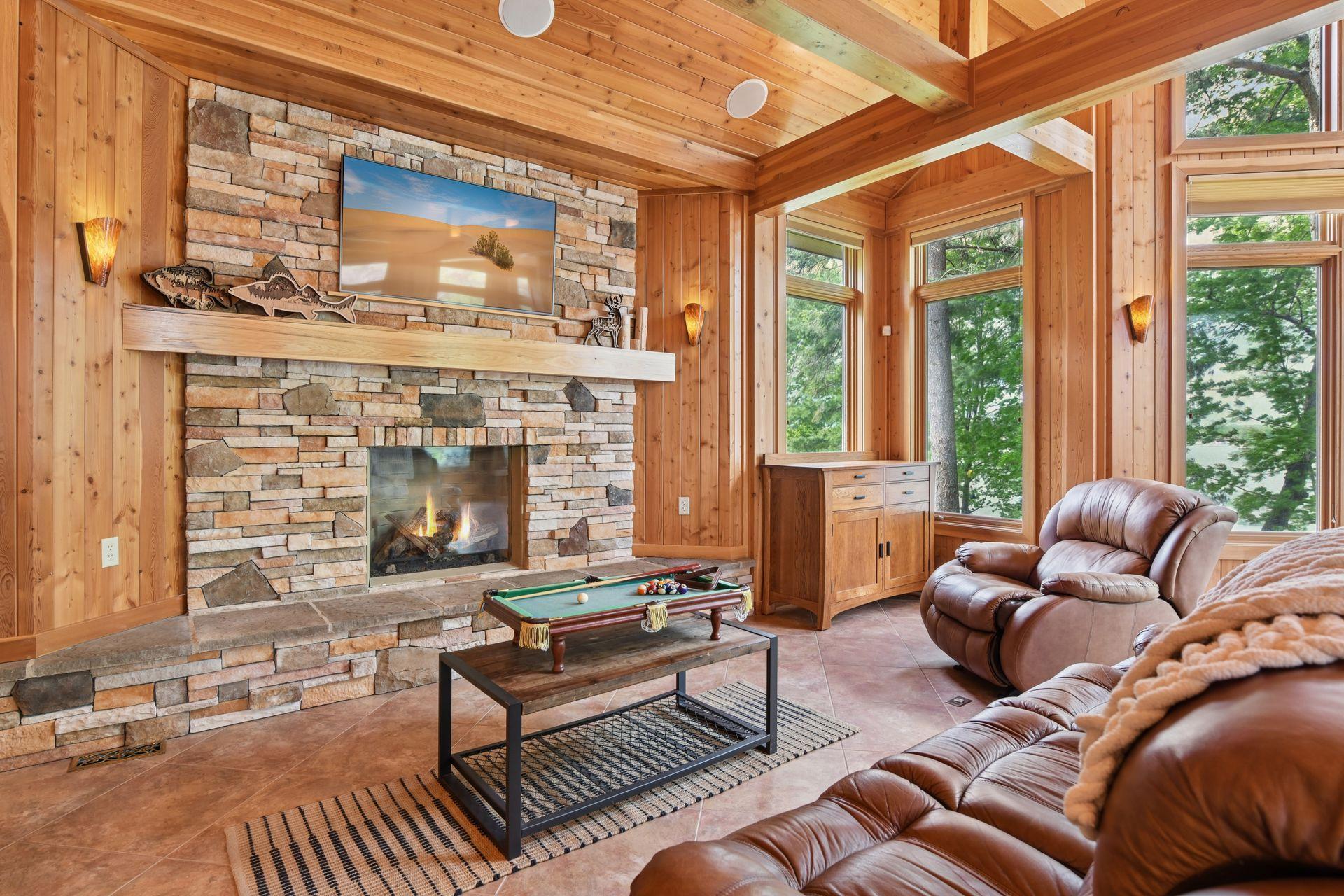 Forest Lake, Minnesota, 55025, United States, 4 Bedrooms Bedrooms, ,3 BathroomsBathrooms,Residential,Active,1824902