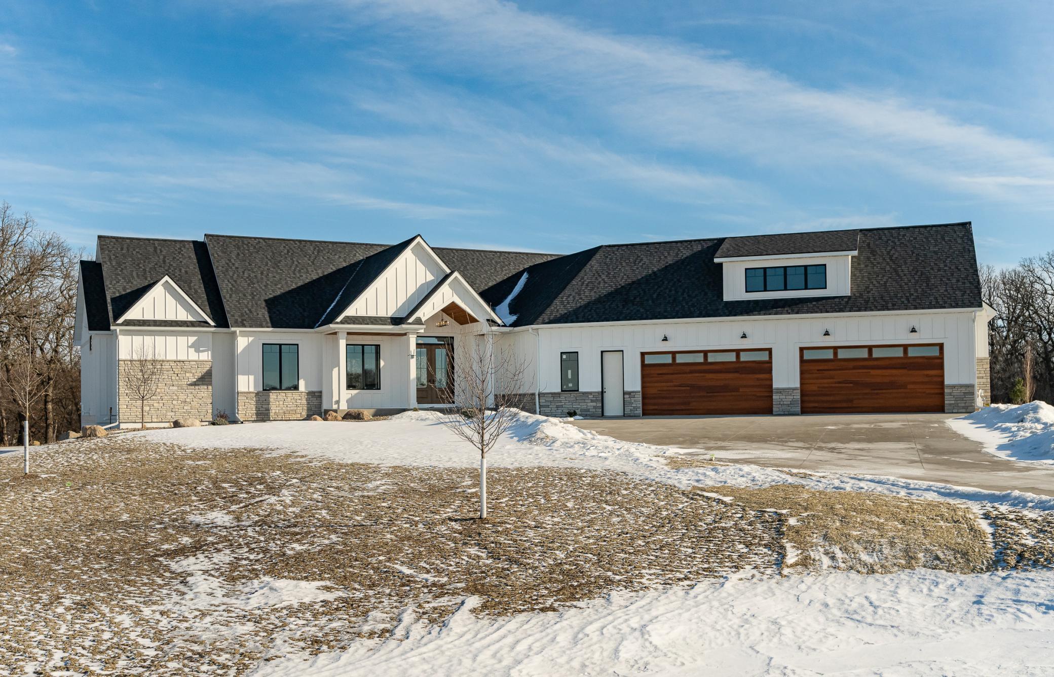 Rochester, Minnesota, 55902, United States, 5 Bedrooms Bedrooms, ,6 BathroomsBathrooms,Residential,Active,1892599