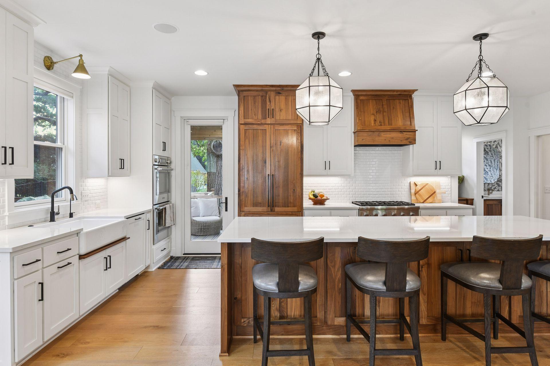 Edina, Minnesota, 55424, United States, 5 Bedrooms Bedrooms, ,5 BathroomsBathrooms,Residential,Active,1952315