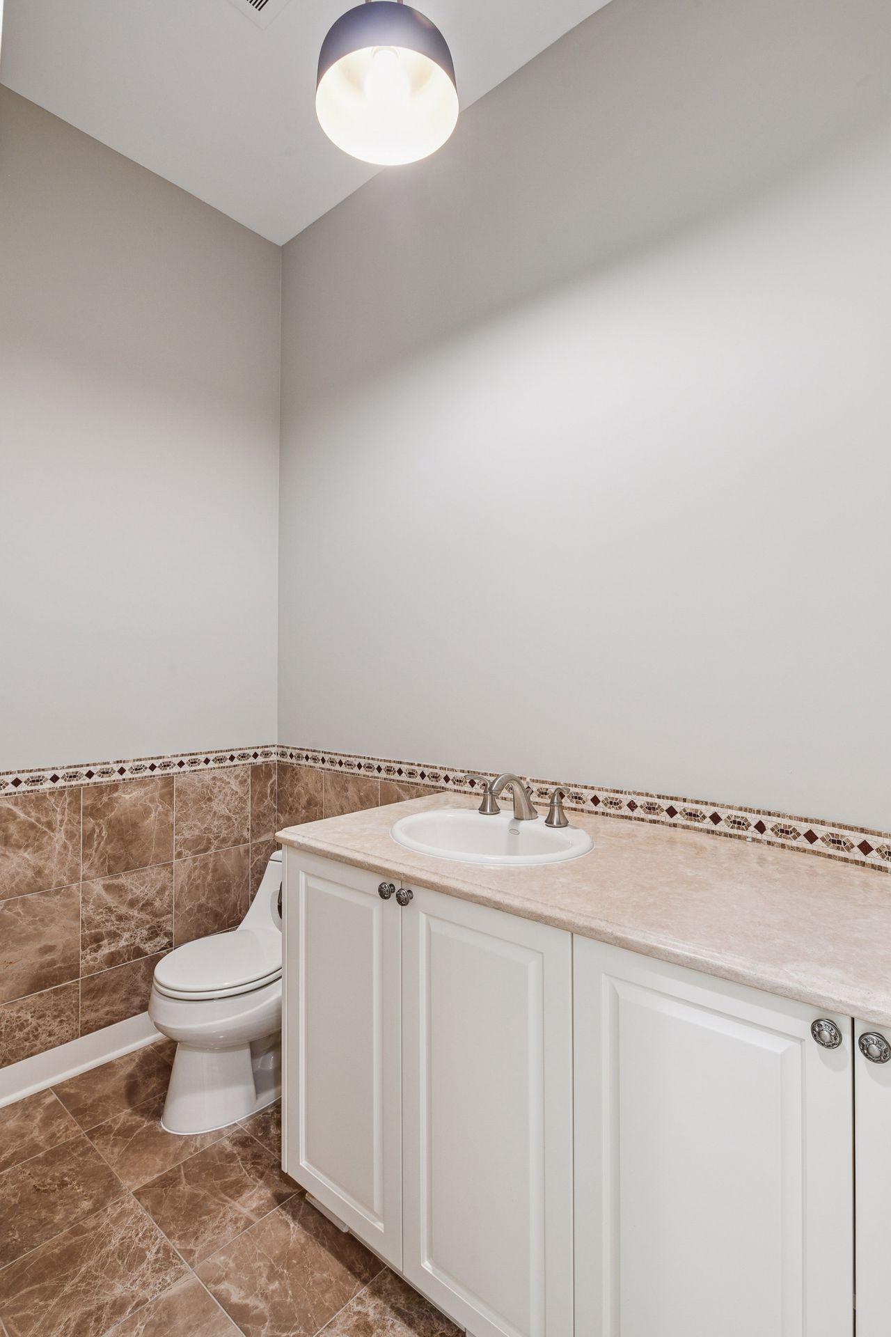 Minneapolis, Minnesota, 55439, United States, 5 Bedrooms Bedrooms, ,5 BathroomsBathrooms,Residential,Active,1944273