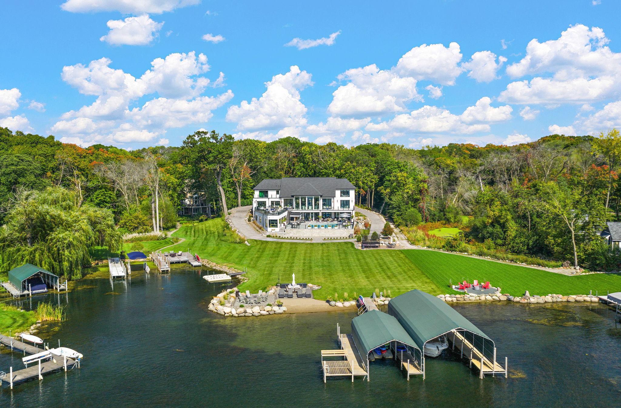 Wayzata, Minnesota, 55391, United States, 8 Bedrooms Bedrooms, ,11 BathroomsBathrooms,Residential,Active,1959932