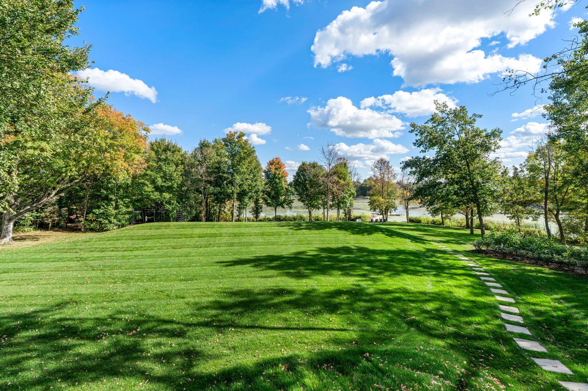 Shakopee, Minnesota, 55379, United States, 5 Bedrooms Bedrooms, ,5 BathroomsBathrooms,Residential,Active,1964254