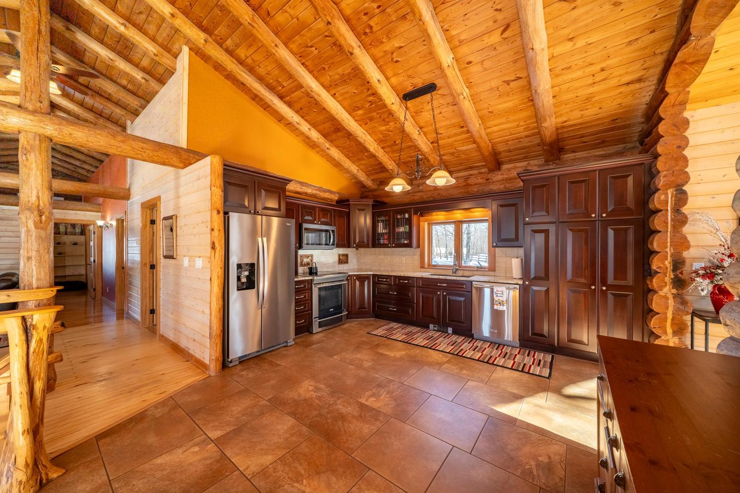 Detroit Lakes, Minnesota, 56501, United States, 3 Bedrooms Bedrooms, ,2 BathroomsBathrooms,Residential,Active,2017453