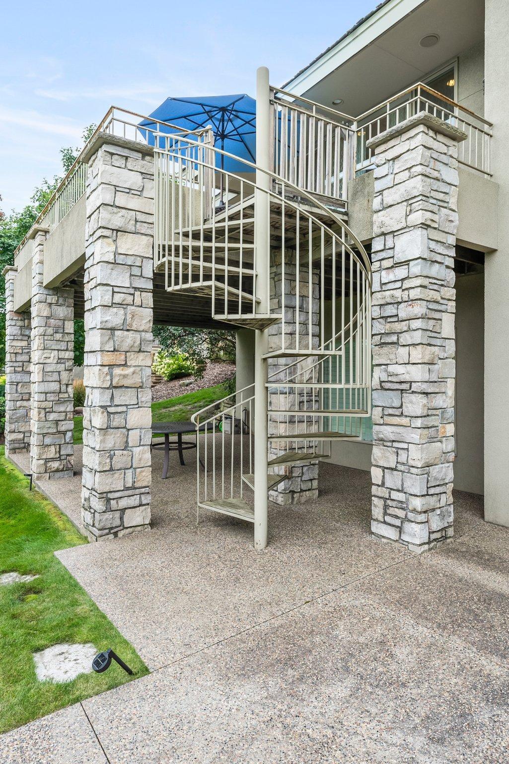 Eden Prairie, Minnesota, 55347, United States, ,4 BathroomsBathrooms,Residential,Active,1764072