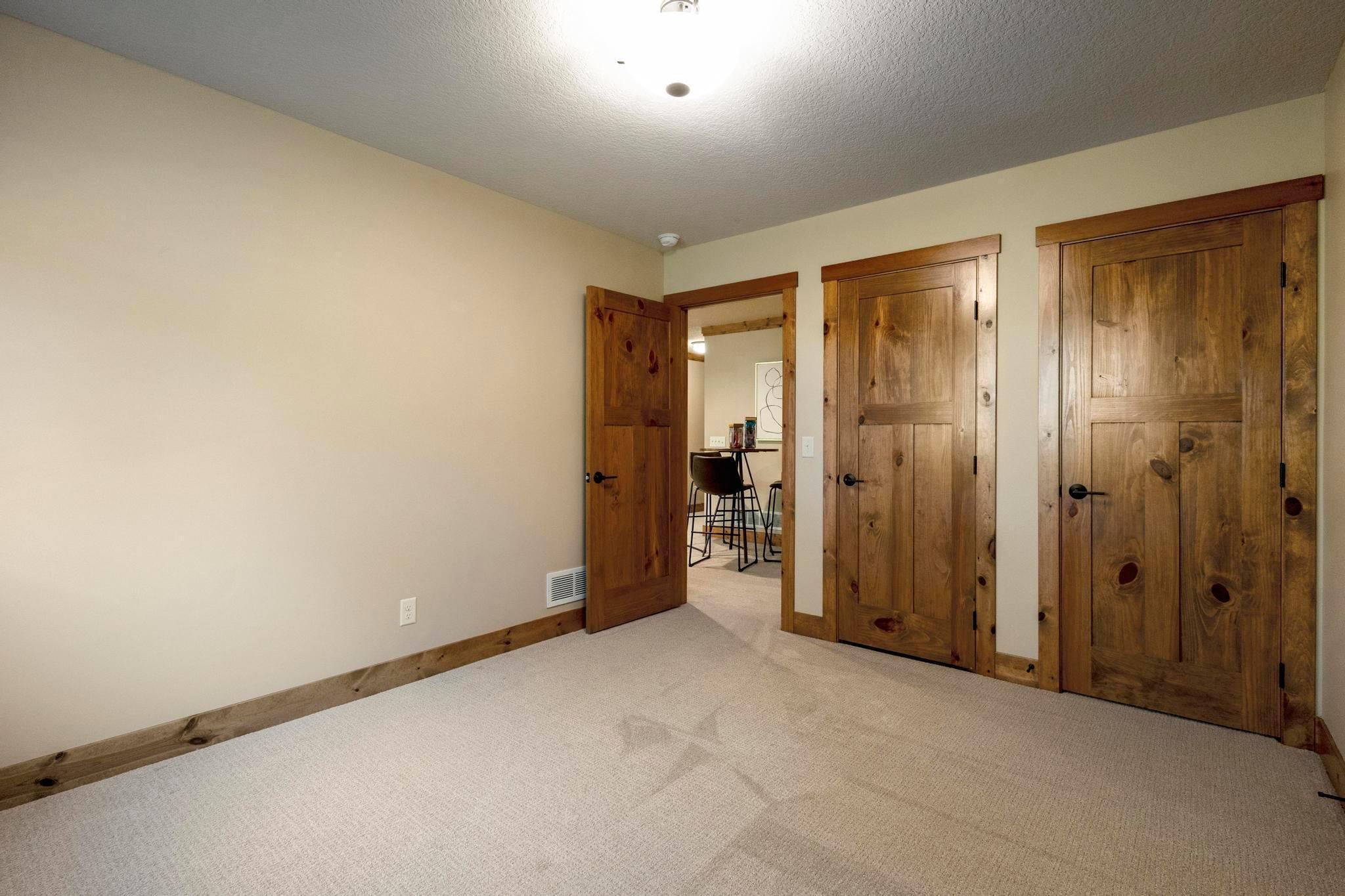 Excelsior, Minnesota, 55331, United States, 4 Bedrooms Bedrooms, ,4 BathroomsBathrooms,Residential,Active,1959542