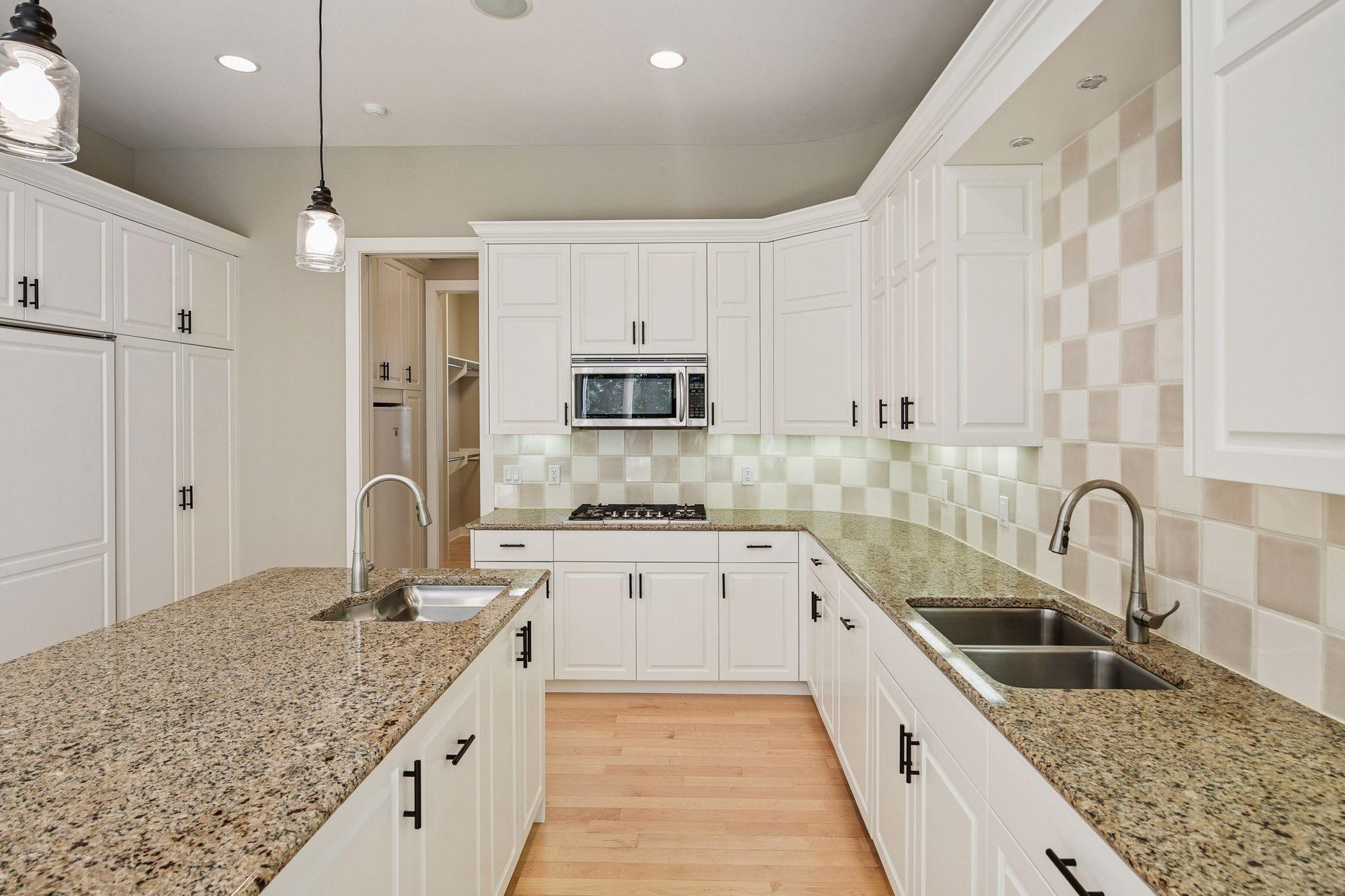 Minneapolis, Minnesota, 55439, United States, 5 Bedrooms Bedrooms, ,5 BathroomsBathrooms,Residential,Active,1944273