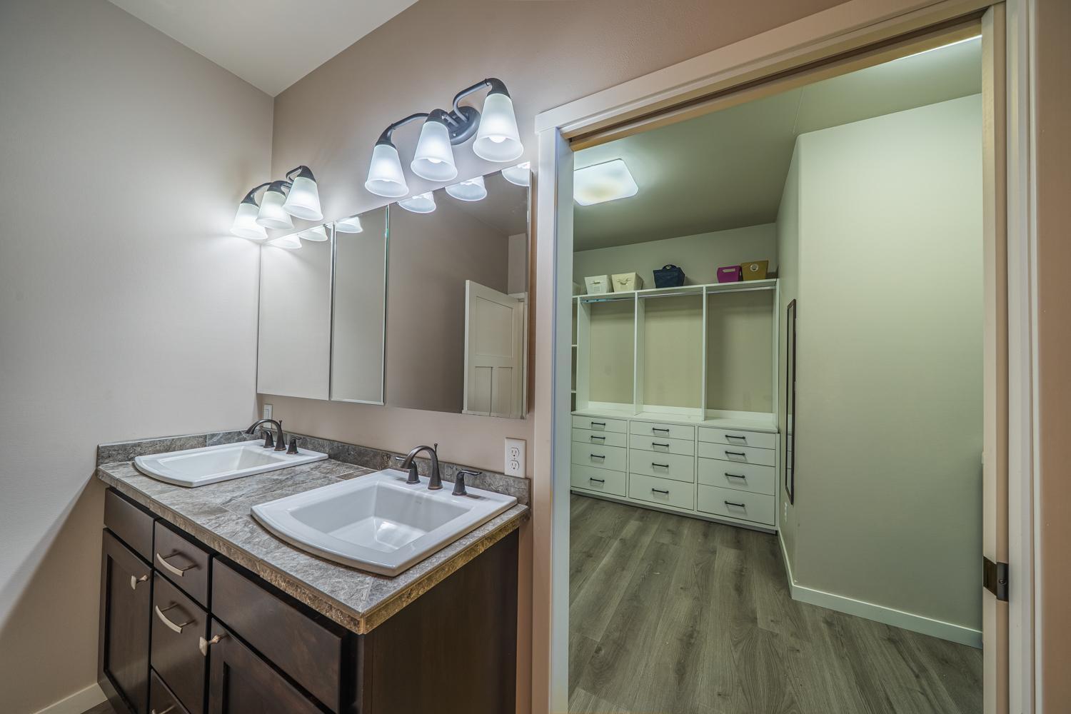 Pelican Rapids, Minnesota, 56572, United States, 5 Bedrooms Bedrooms, ,3 BathroomsBathrooms,Residential,Active,1927674