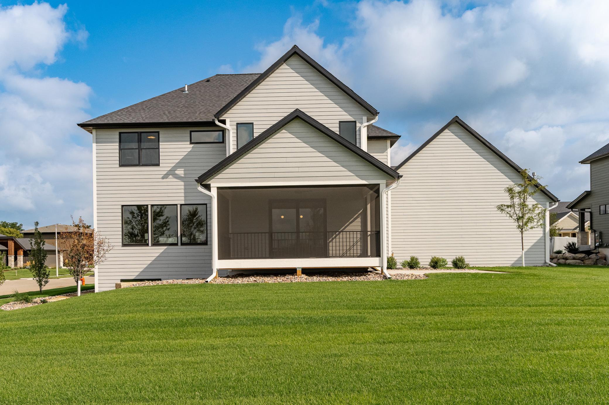 Rochester, Minnesota, 55902, United States, 6 Bedrooms Bedrooms, ,5 BathroomsBathrooms,Residential,Active,1936101