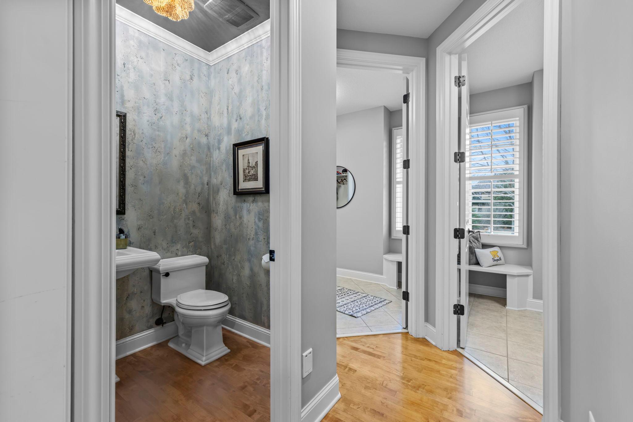 Eden Prairie, Minnesota, 55347, United States, 5 Bedrooms Bedrooms, ,6 BathroomsBathrooms,Residential,Active,1997621