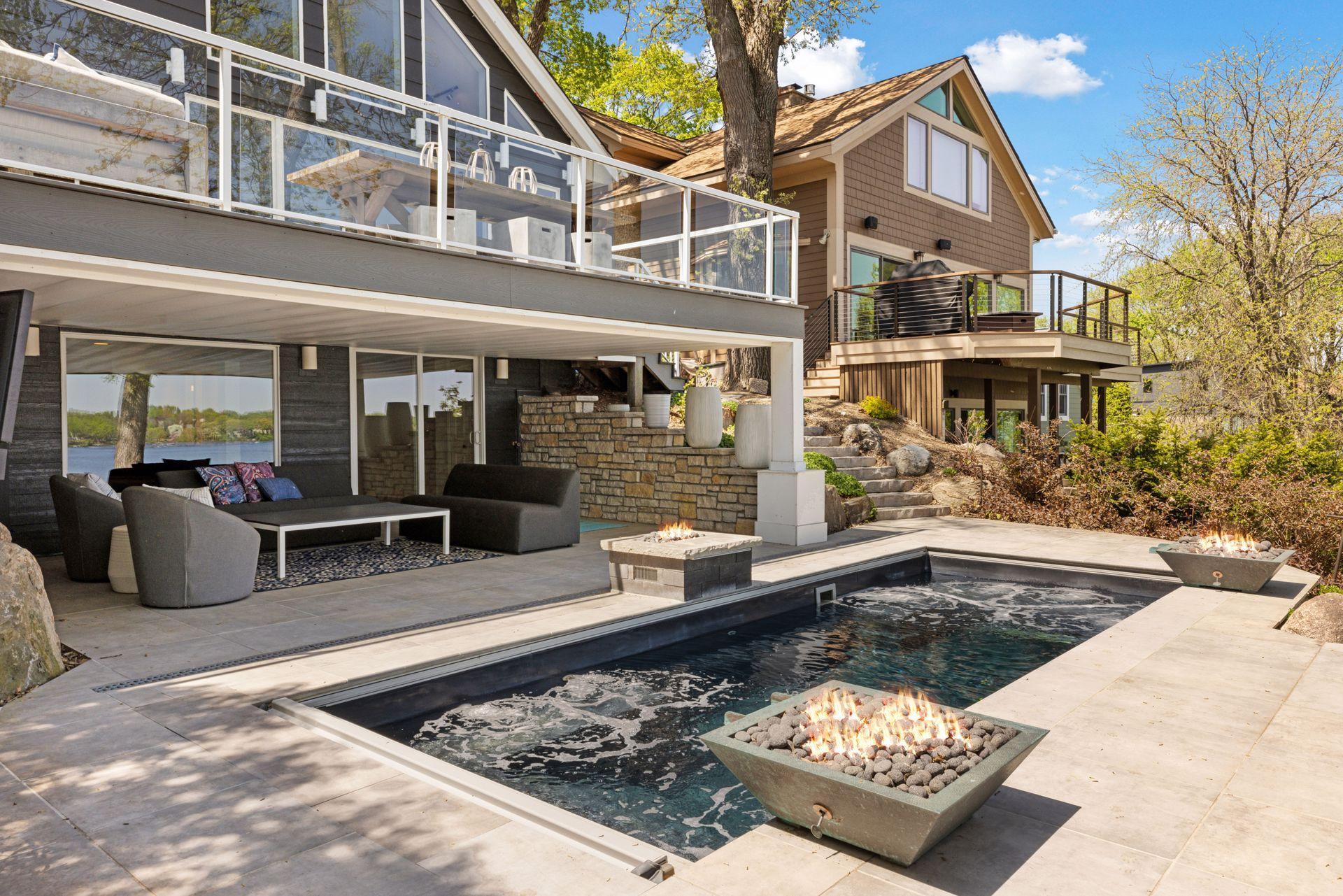 Minneapolis, Minnesota, 55441, United States, 4 Bedrooms Bedrooms, ,3 BathroomsBathrooms,Residential,Active,1953266