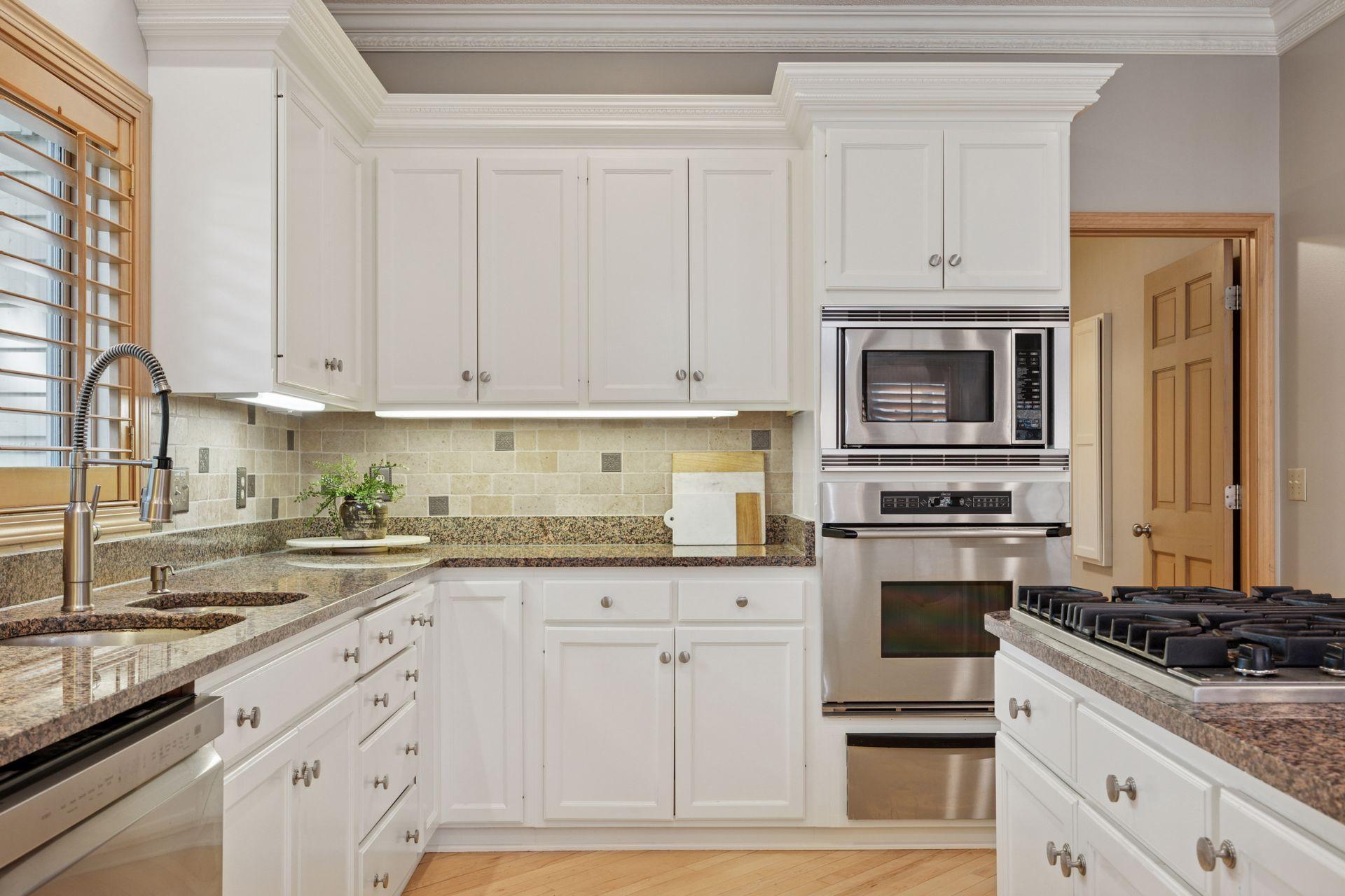 Eden Prairie, Minnesota, 55347, United States, 4 Bedrooms Bedrooms, ,5 BathroomsBathrooms,Residential,Active,1959538