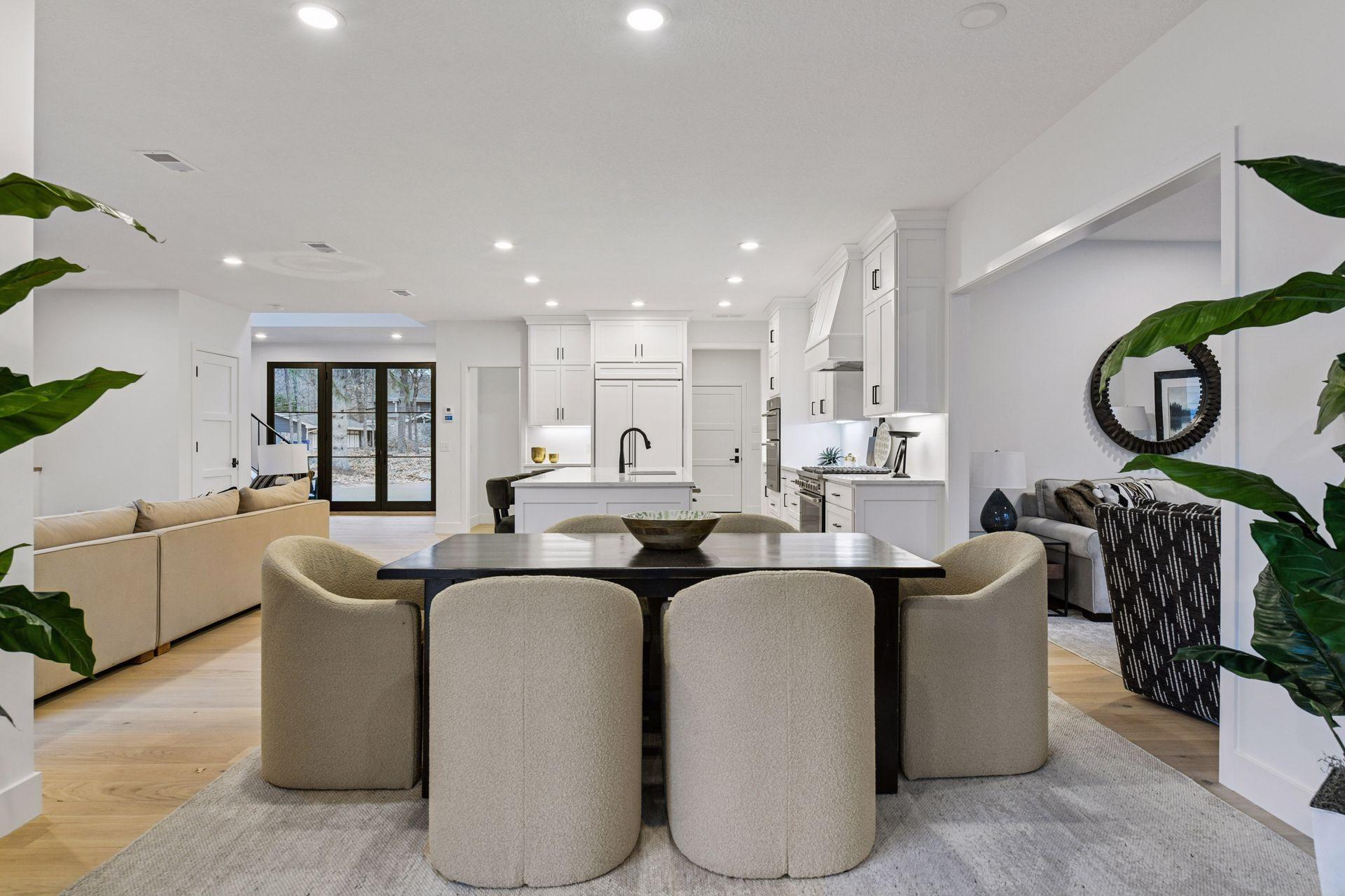 Excelsior, Minnesota, 55331, United States, 5 Bedrooms Bedrooms, ,4 BathroomsBathrooms,Residential,Active,1926701