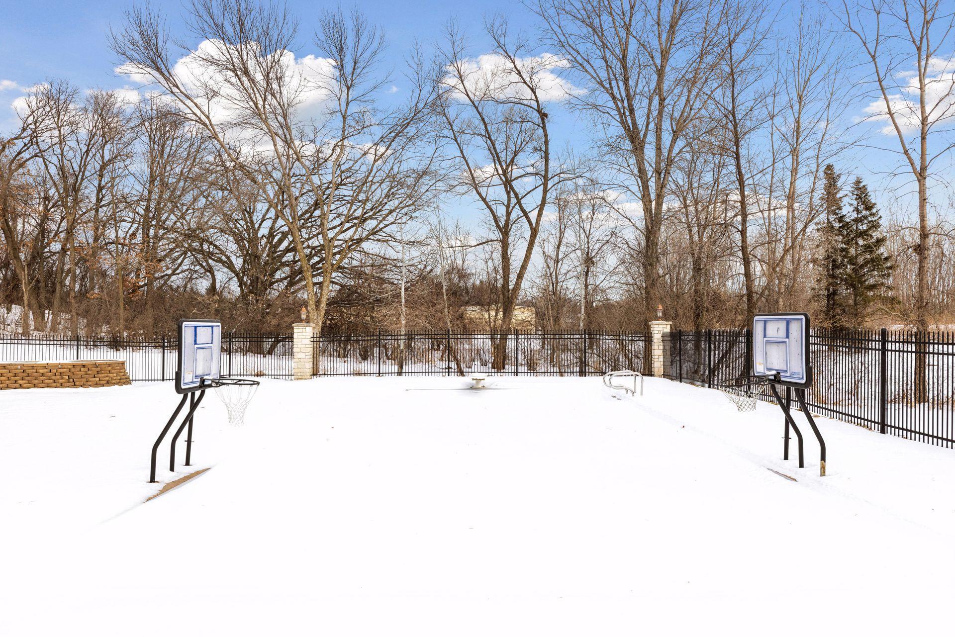 West Saint Paul, Minnesota, 55118, United States, 5 Bedrooms Bedrooms, ,5 BathroomsBathrooms,Residential,Active,2013431