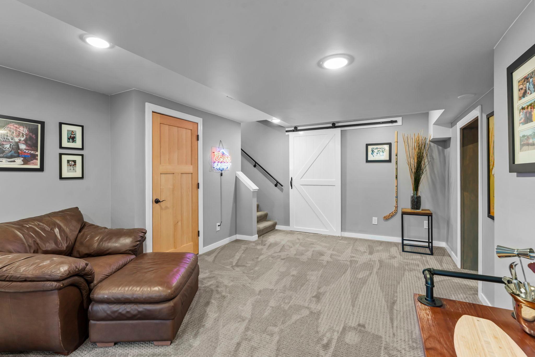 Saint Paul, Minnesota, 55126, United States, 4 Bedrooms Bedrooms, ,4 BathroomsBathrooms,Residential,Active,2027818