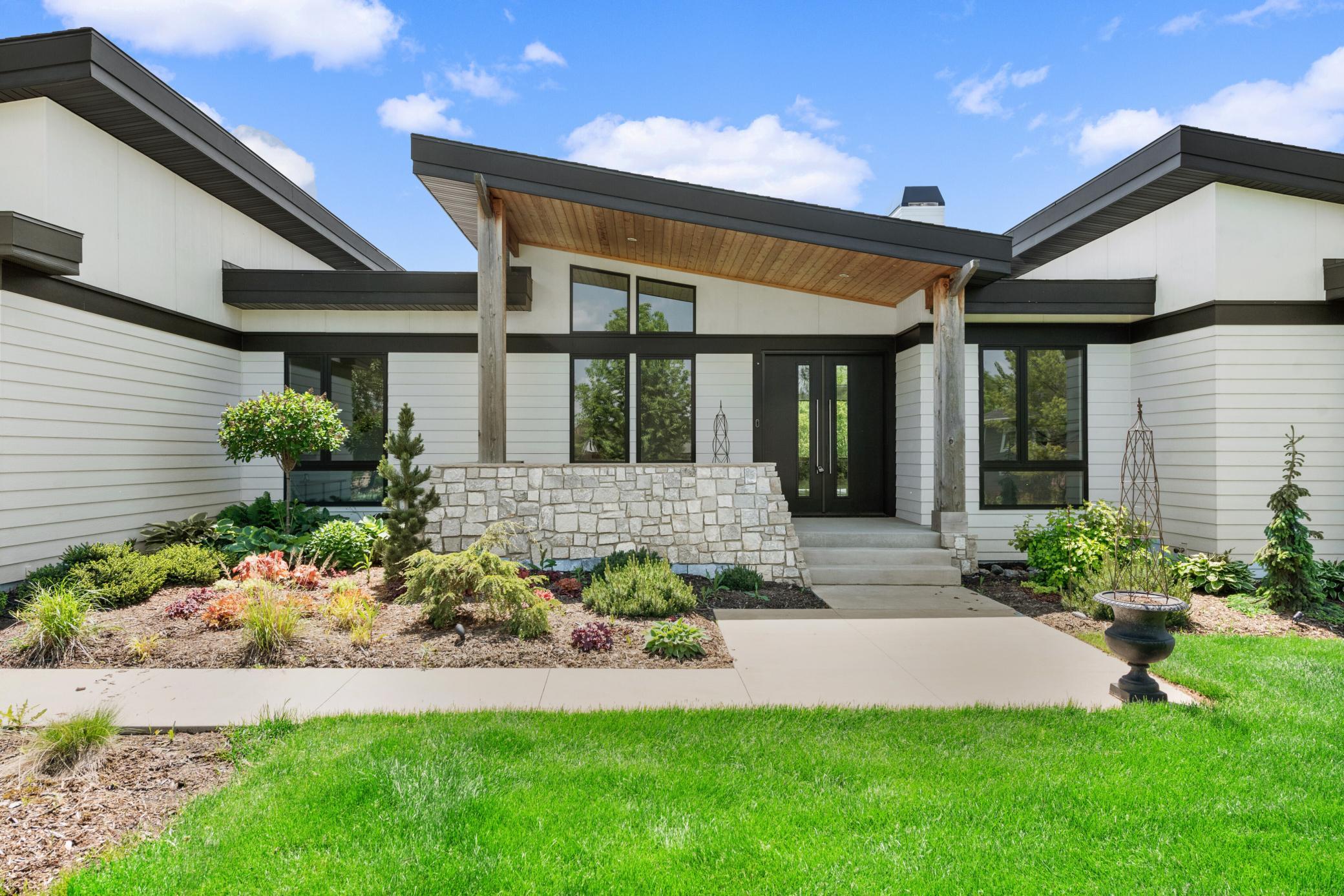 Prior Lake, Minnesota, 55372, United States, 4 Bedrooms Bedrooms, ,4 BathroomsBathrooms,Residential,Active,1920284