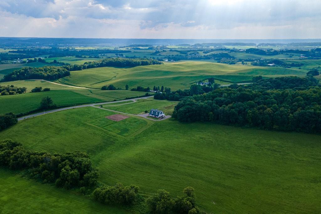 Menomonie, Wisconsin, 54751, United States, 2 Bedrooms Bedrooms, ,3 BathroomsBathrooms,Residential,Active,1993940