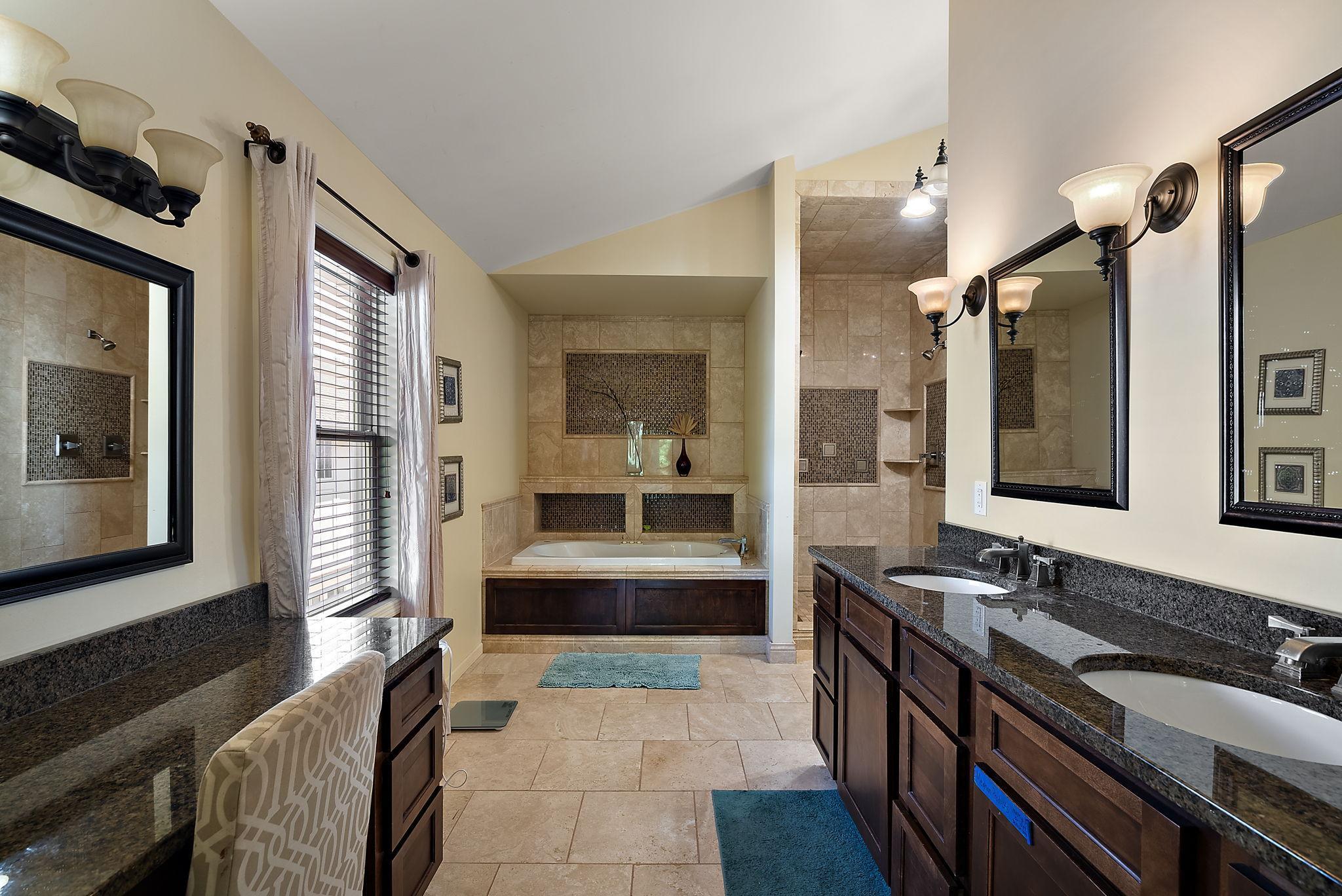 Minneapolis, Minnesota, 55424, United States, 5 Bedrooms Bedrooms, ,6 BathroomsBathrooms,Residential,Active,1936394