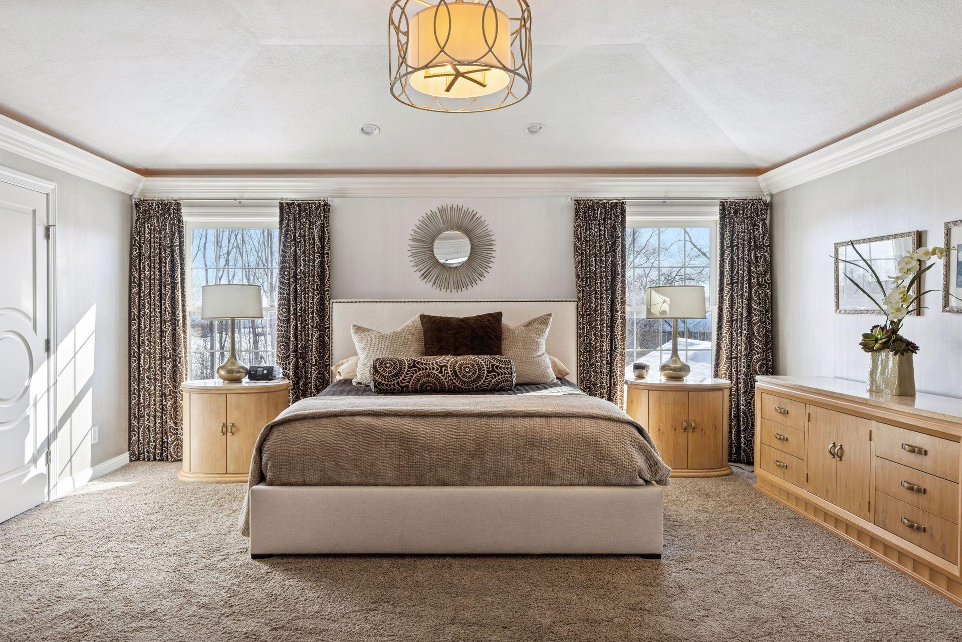 West Saint Paul, Minnesota, 55118, United States, 5 Bedrooms Bedrooms, ,5 BathroomsBathrooms,Residential,Active,2013431