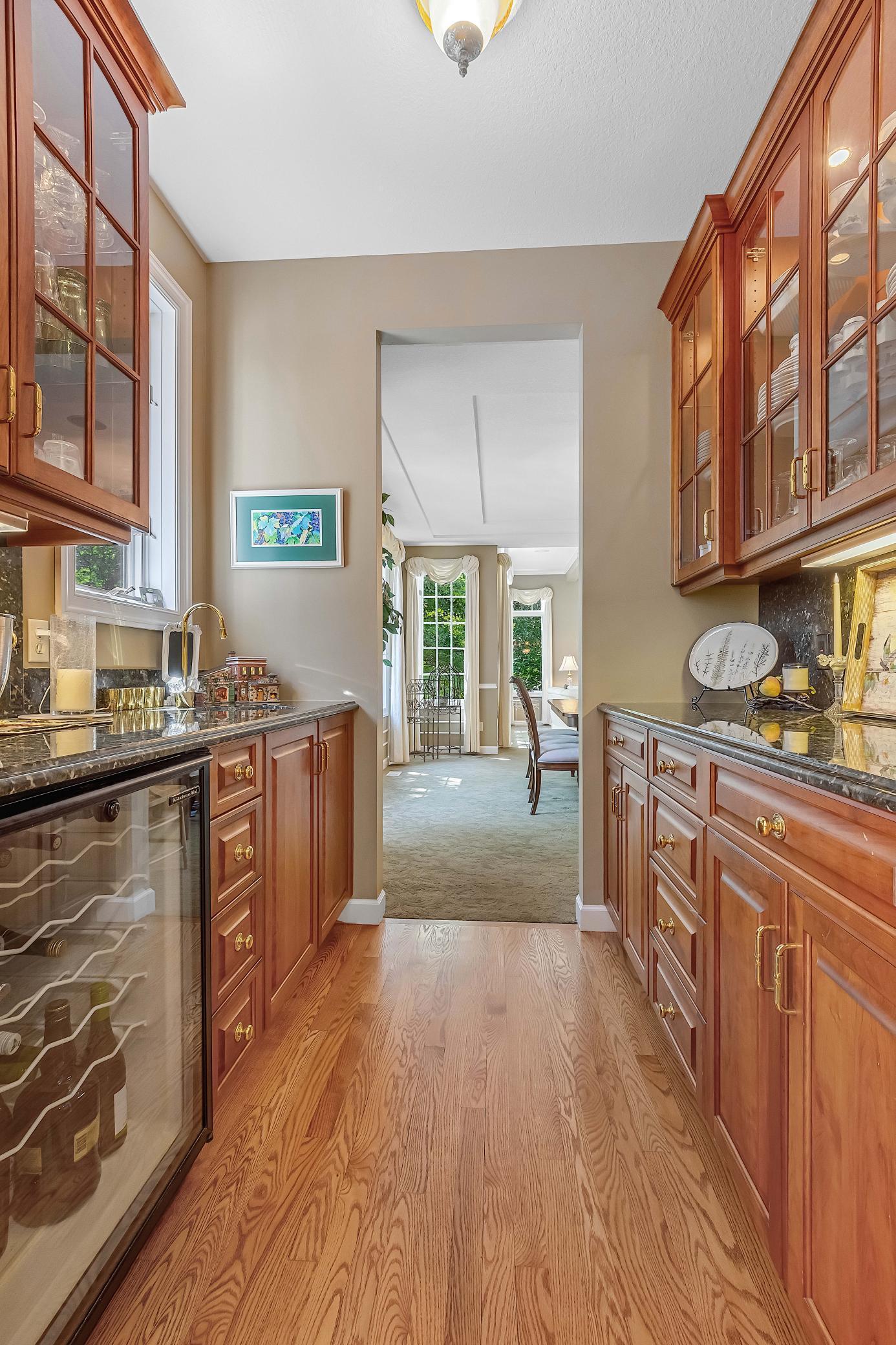 Stillwater, Minnesota, 55082, United States, 6 Bedrooms Bedrooms, ,5 BathroomsBathrooms,Residential,Active,1834479