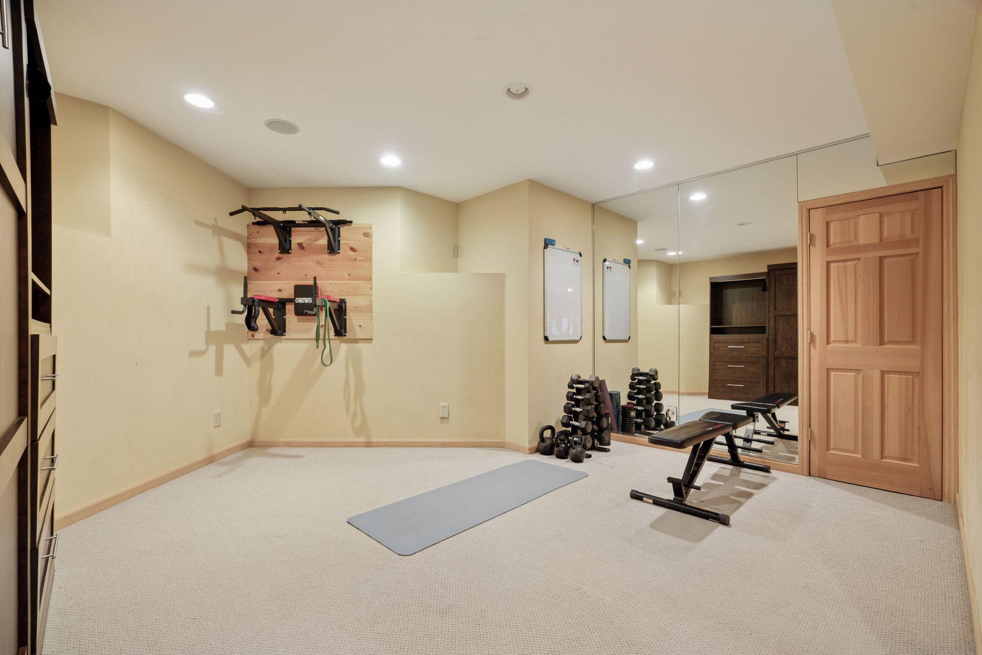 Eden Prairie, Minnesota, 55347, United States, 5 Bedrooms Bedrooms, ,5 BathroomsBathrooms,Residential,Active,2007097