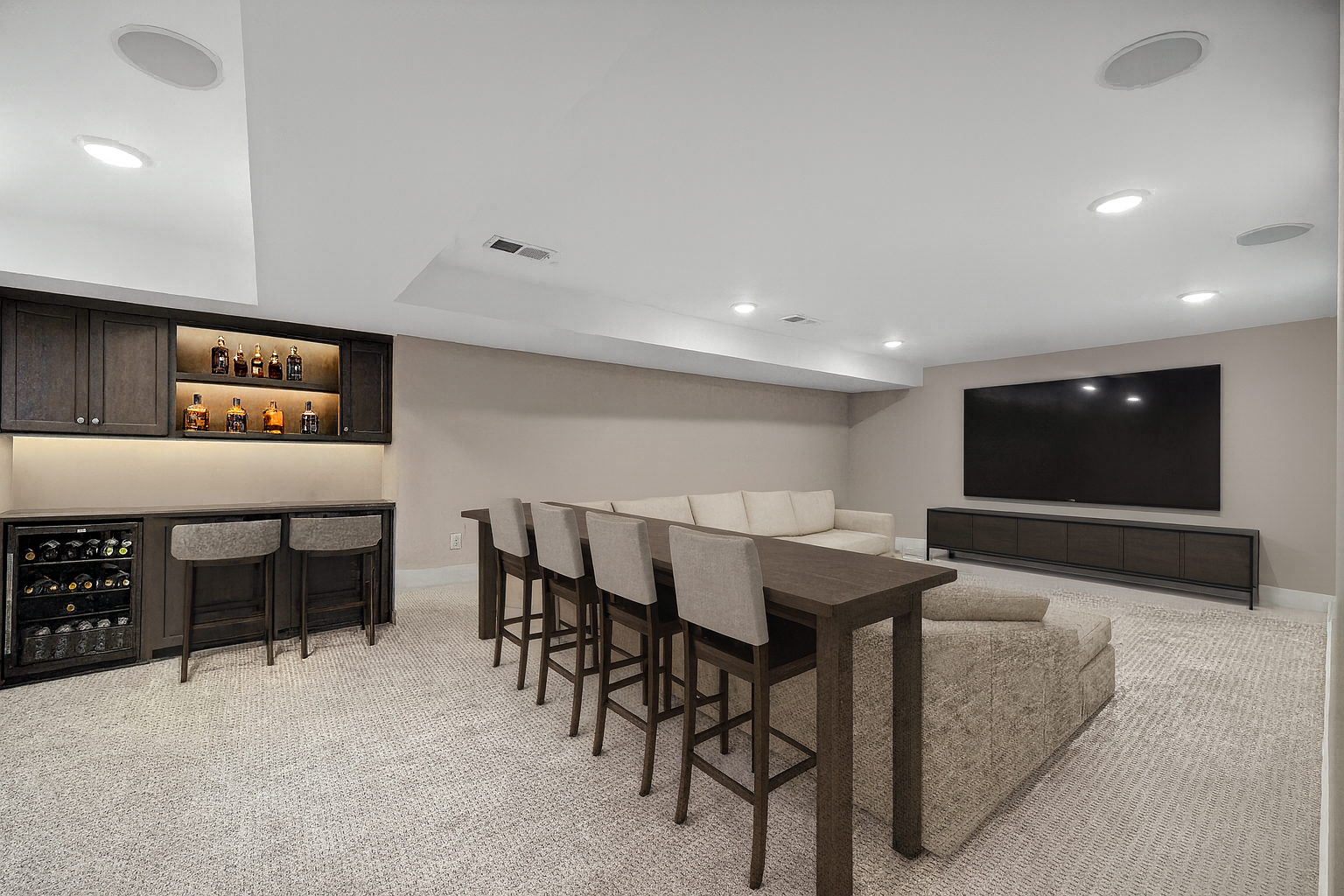 Minneapolis, Minnesota, 55435, United States, 5 Bedrooms Bedrooms, ,5 BathroomsBathrooms,Residential,Active,1944270