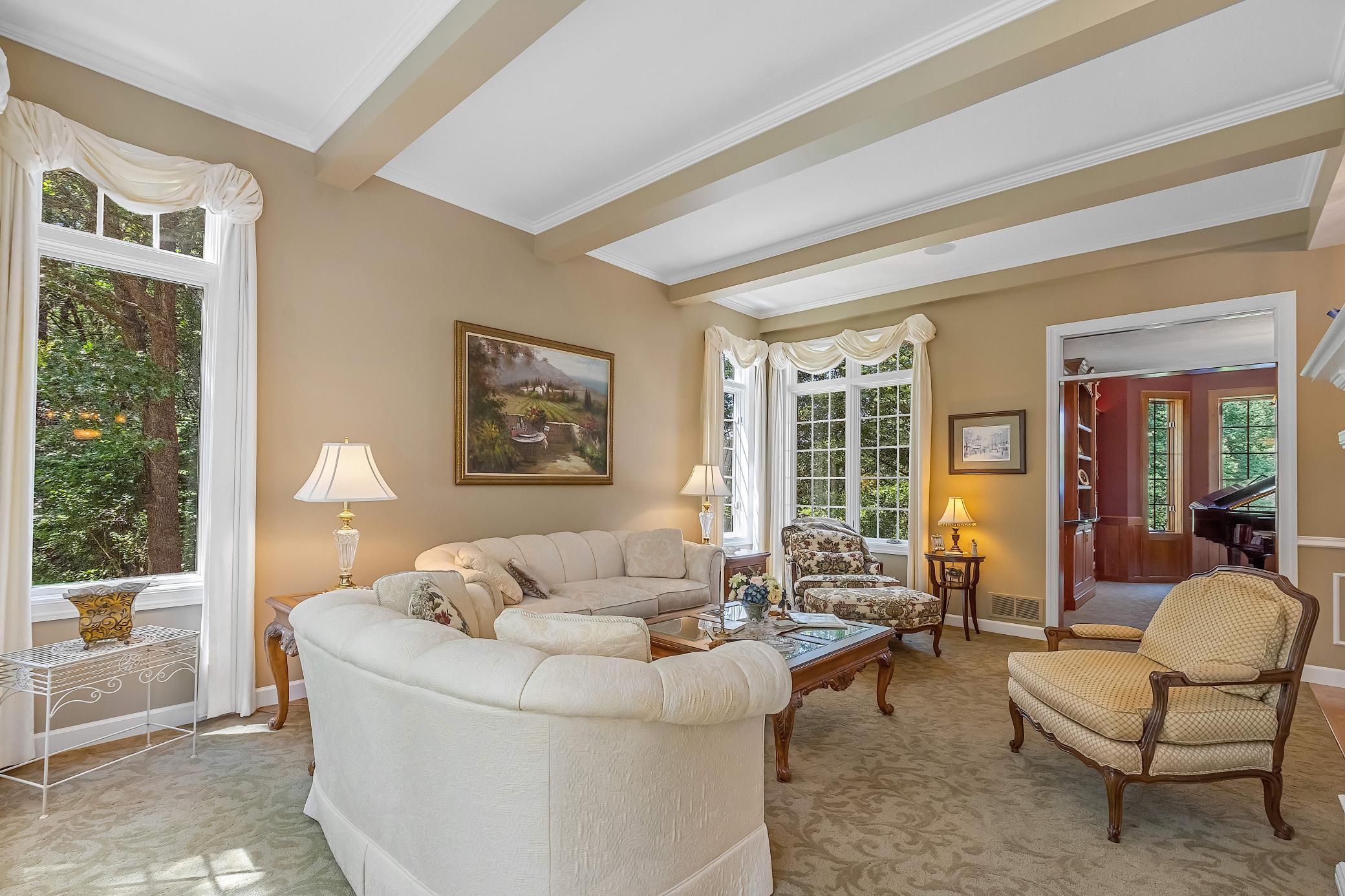 Stillwater, Minnesota, 55082, United States, 6 Bedrooms Bedrooms, ,5 BathroomsBathrooms,Residential,Active,1834479