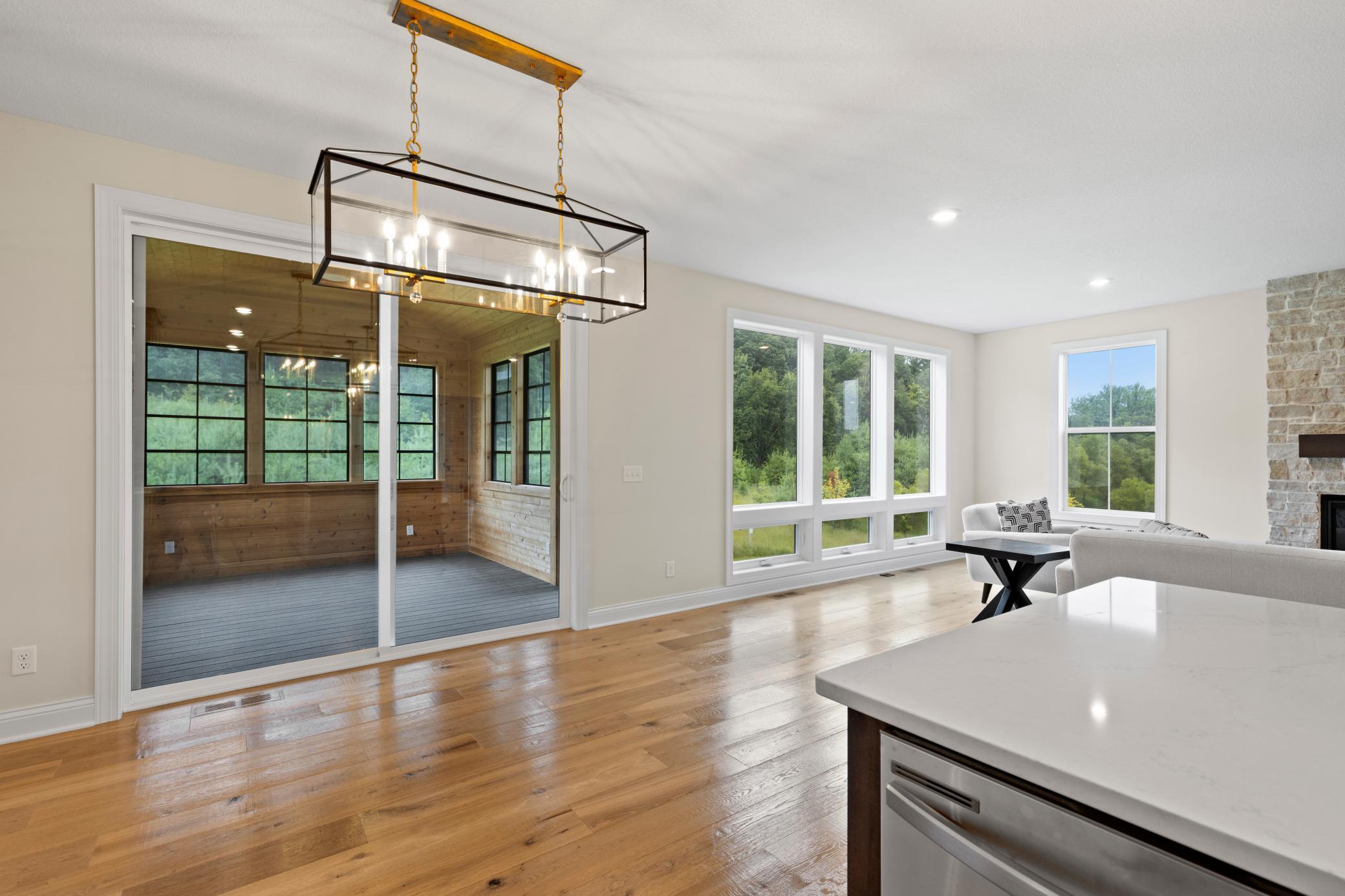 Lake Elmo, Minnesota, 55042, United States, 5 Bedrooms Bedrooms, ,5 BathroomsBathrooms,Residential,Active,1899902