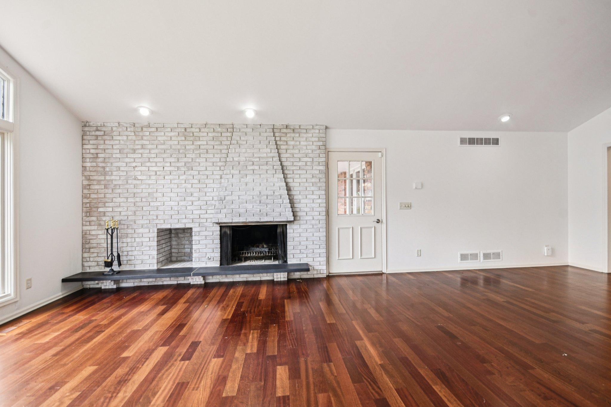 North Oaks, Minnesota, 55127, United States, 5 Bedrooms Bedrooms, ,5 BathroomsBathrooms,Residential,Active,1943773