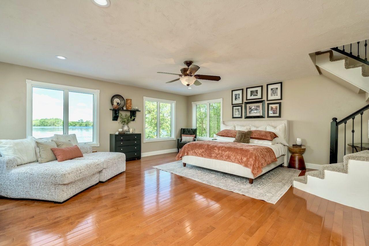 Elysian, Minnesota, 56028, United States, 6 Bedrooms Bedrooms, ,6 BathroomsBathrooms,Residential,Active,1831792