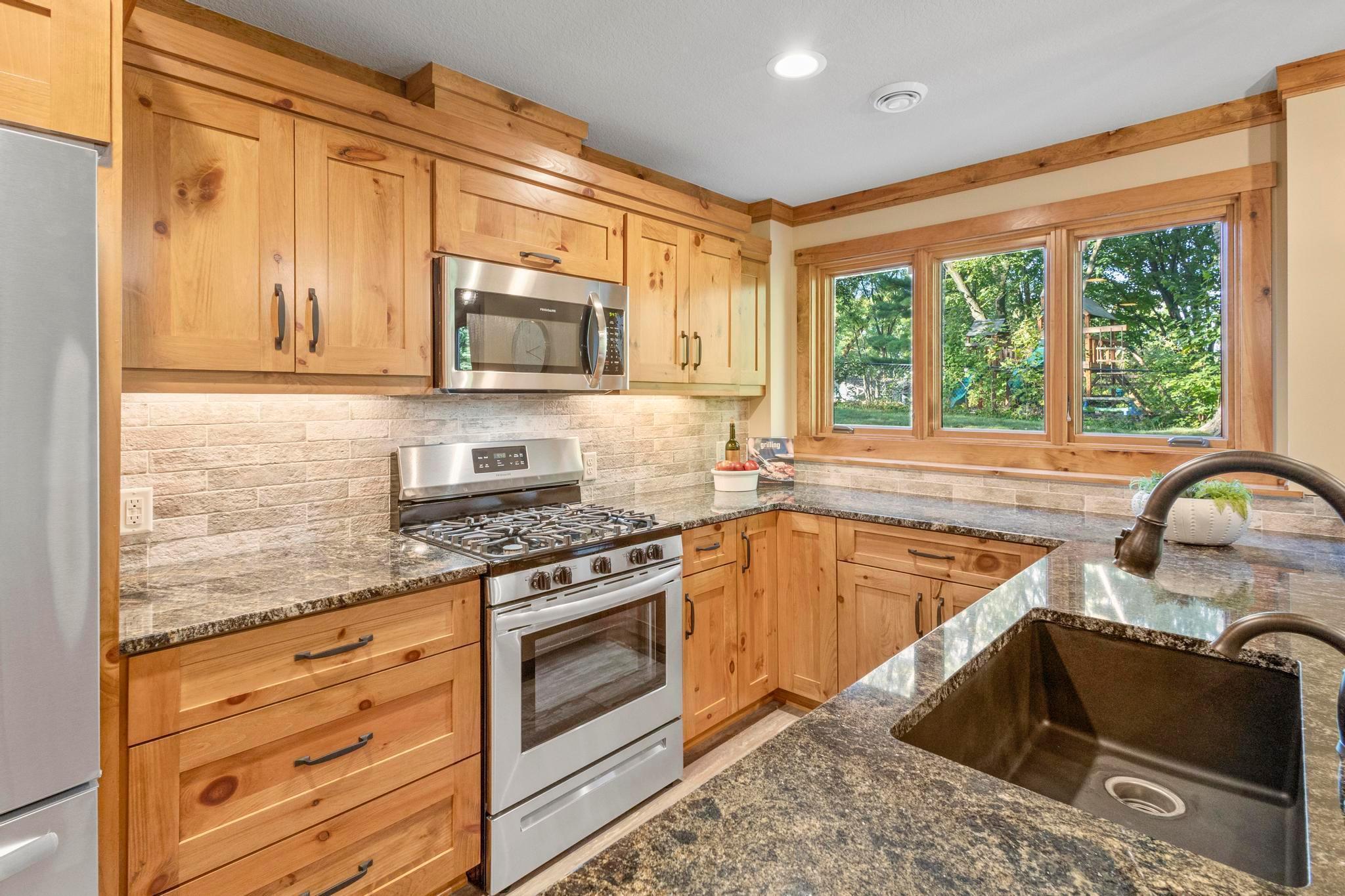 Excelsior, Minnesota, 55331, United States, 4 Bedrooms Bedrooms, ,4 BathroomsBathrooms,Residential,Active,1959542