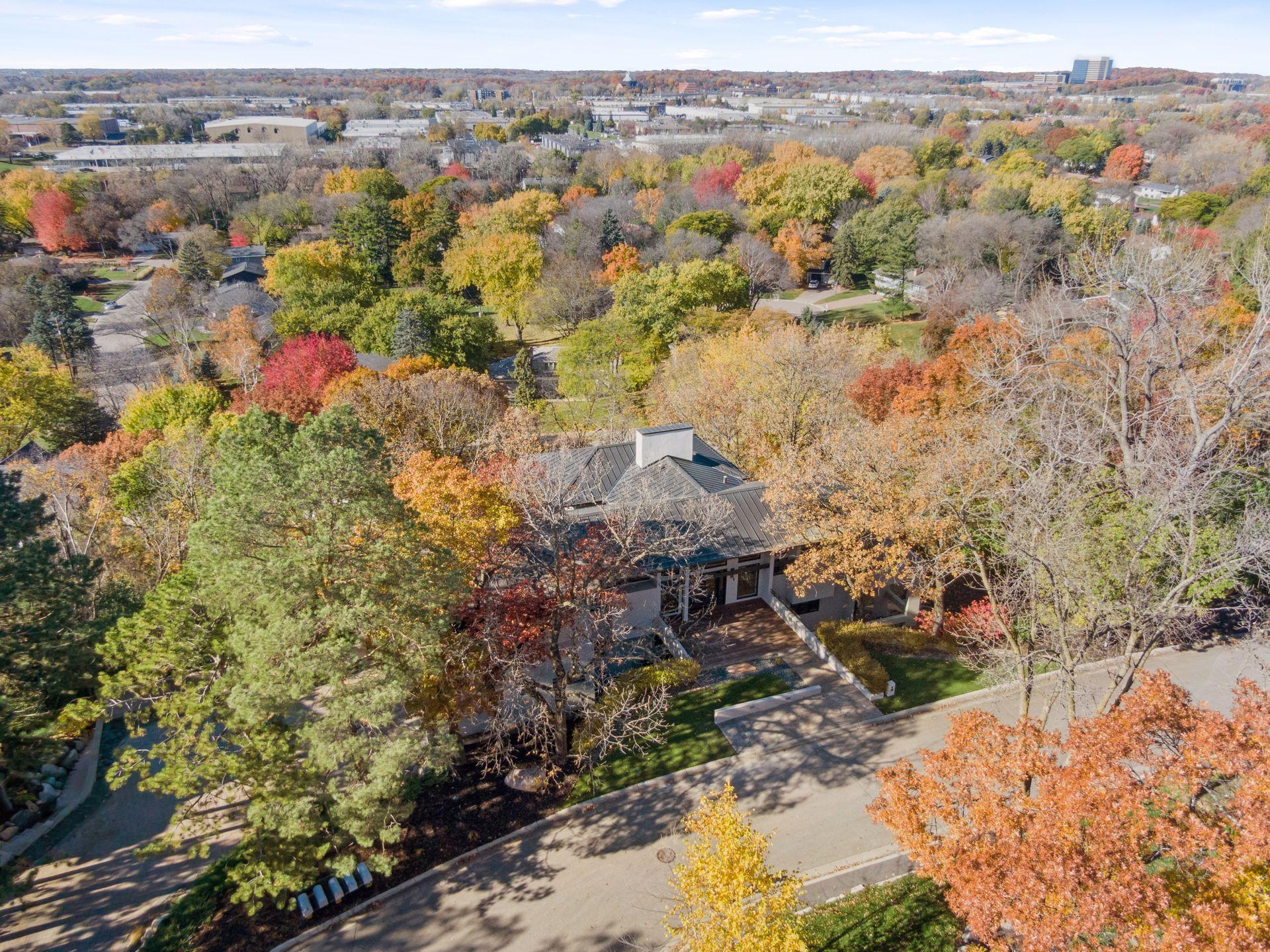 Minneapolis, Minnesota, 55439, United States, 5 Bedrooms Bedrooms, ,6 BathroomsBathrooms,Residential,Active,1987211