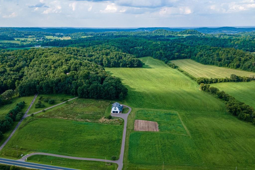 Menomonie, Wisconsin, 54751, United States, 2 Bedrooms Bedrooms, ,3 BathroomsBathrooms,Residential,Active,1993940