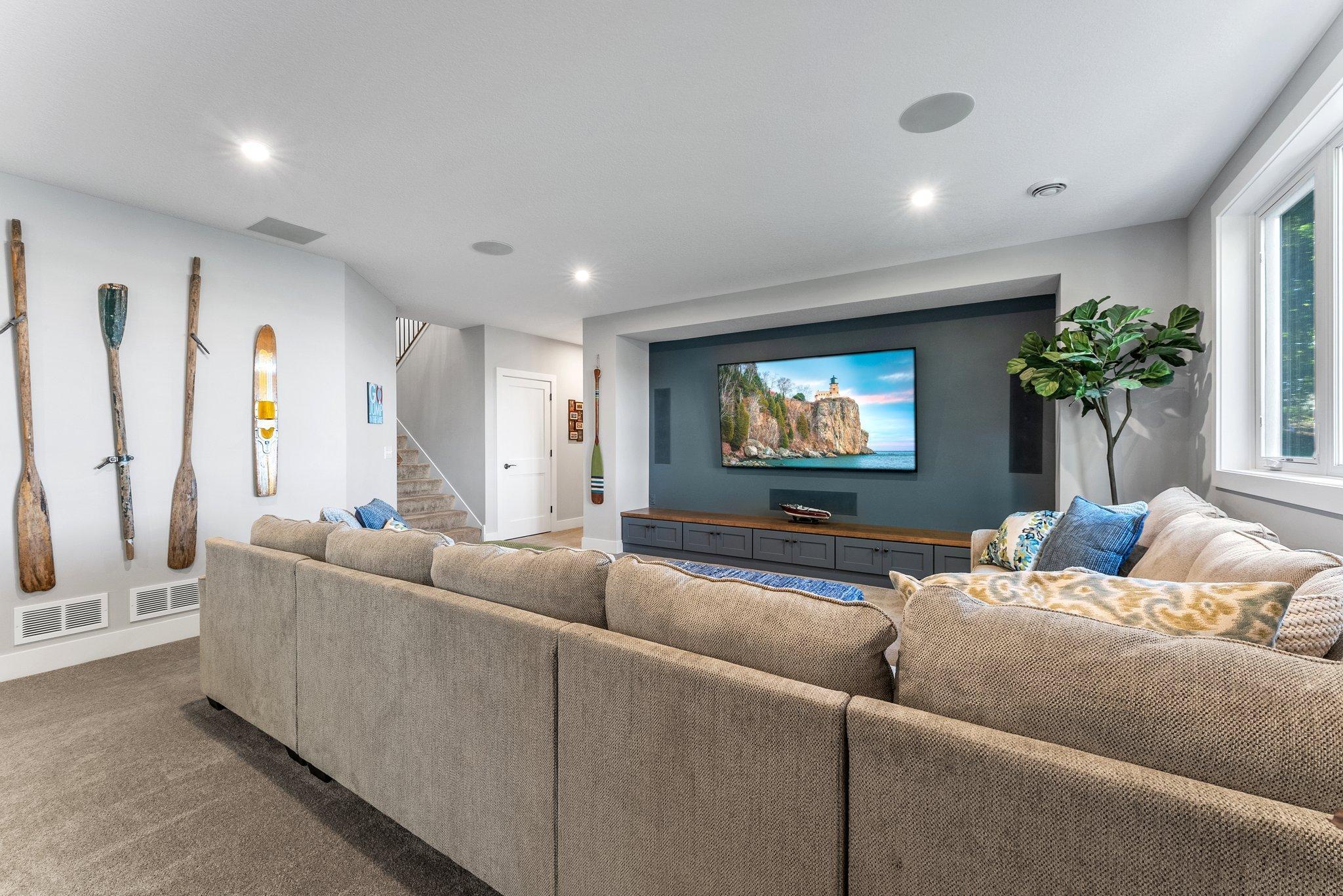 Wayzata, Minnesota, 55391, United States, 3 Bedrooms Bedrooms, ,3 BathroomsBathrooms,Residential,Active,2018191