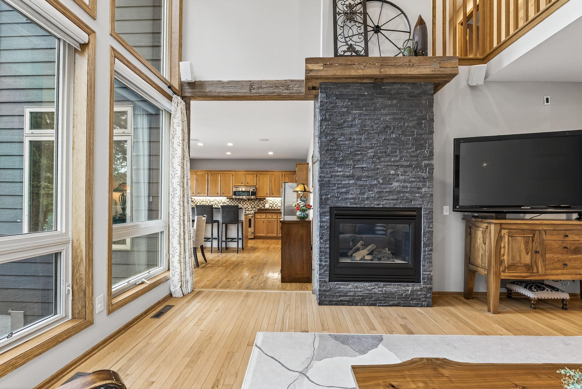 Prior Lake, Minnesota, 55372, United States, 3 Bedrooms Bedrooms, ,4 BathroomsBathrooms,Residential,Active,1920236