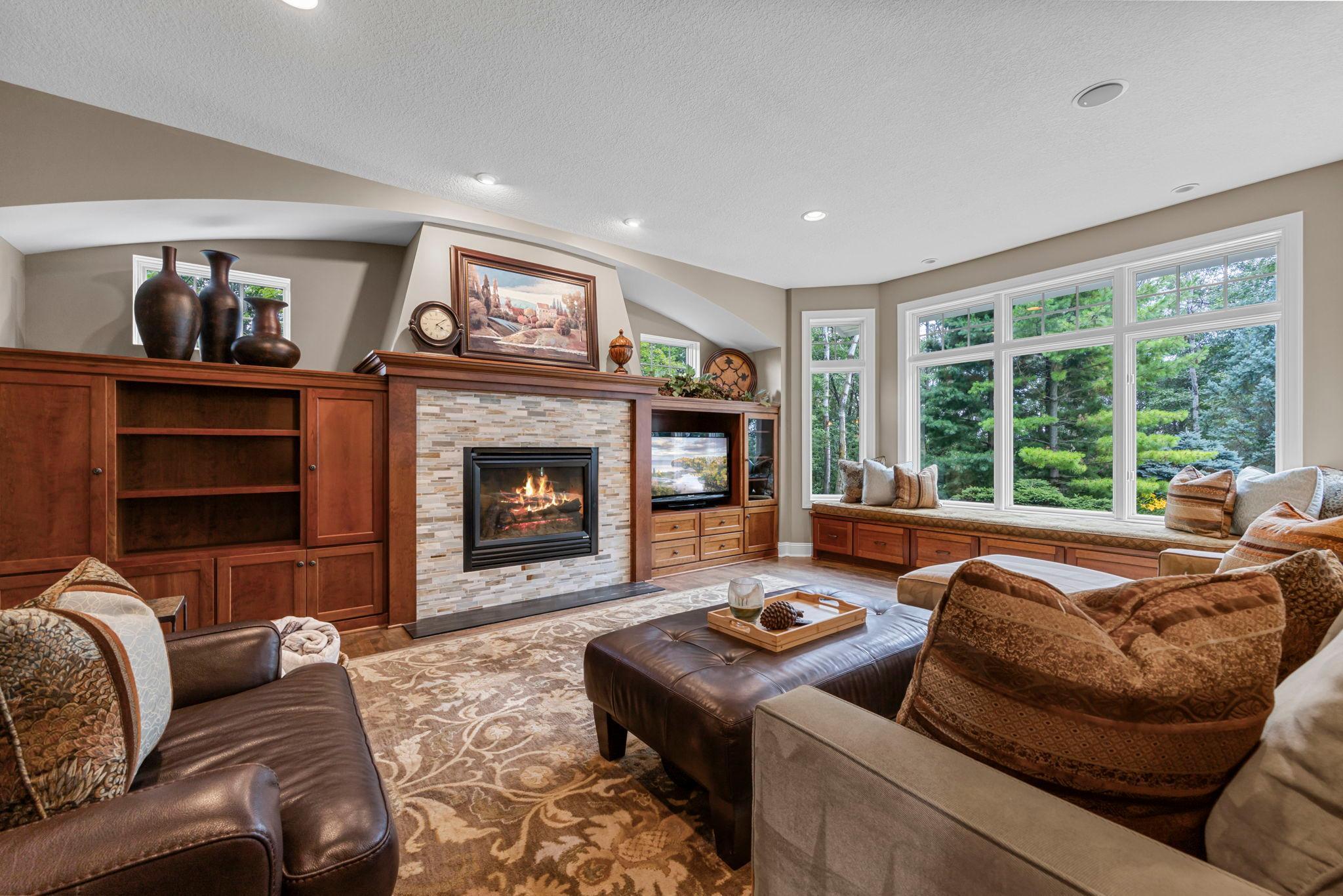 Rosemount, Minnesota, 55068, United States, 5 Bedrooms Bedrooms, ,5 BathroomsBathrooms,Residential,Active,2007318