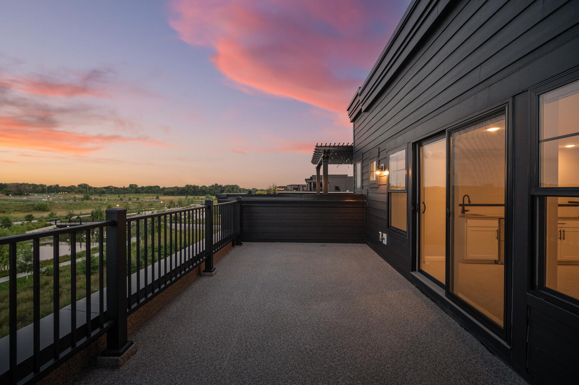 Saint Paul, Minnesota, 55116, United States, 4 Bedrooms Bedrooms, ,4 BathroomsBathrooms,Residential,Active,2003561