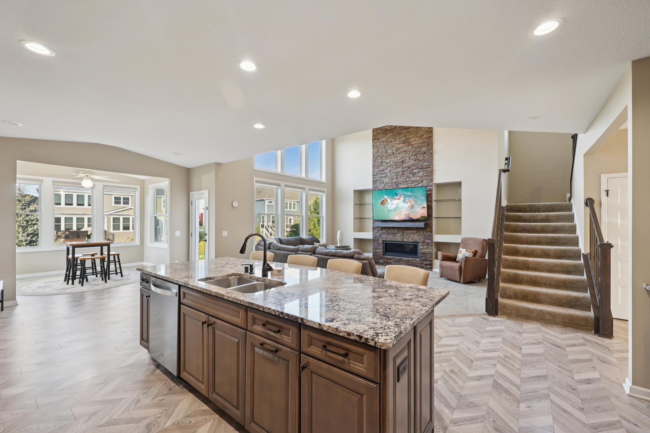 Eden Prairie, Minnesota, 55347, United States, 5 Bedrooms Bedrooms, ,6 BathroomsBathrooms,Residential,Active,2006884