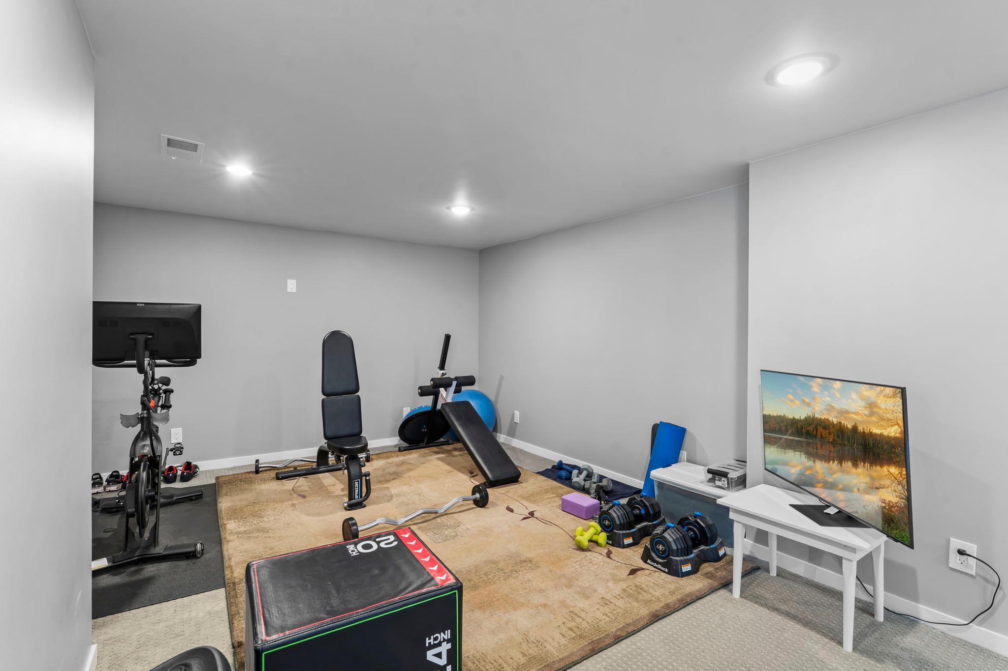 Saint Paul, Minnesota, 55126, United States, 4 Bedrooms Bedrooms, ,4 BathroomsBathrooms,Residential,Active,2027818