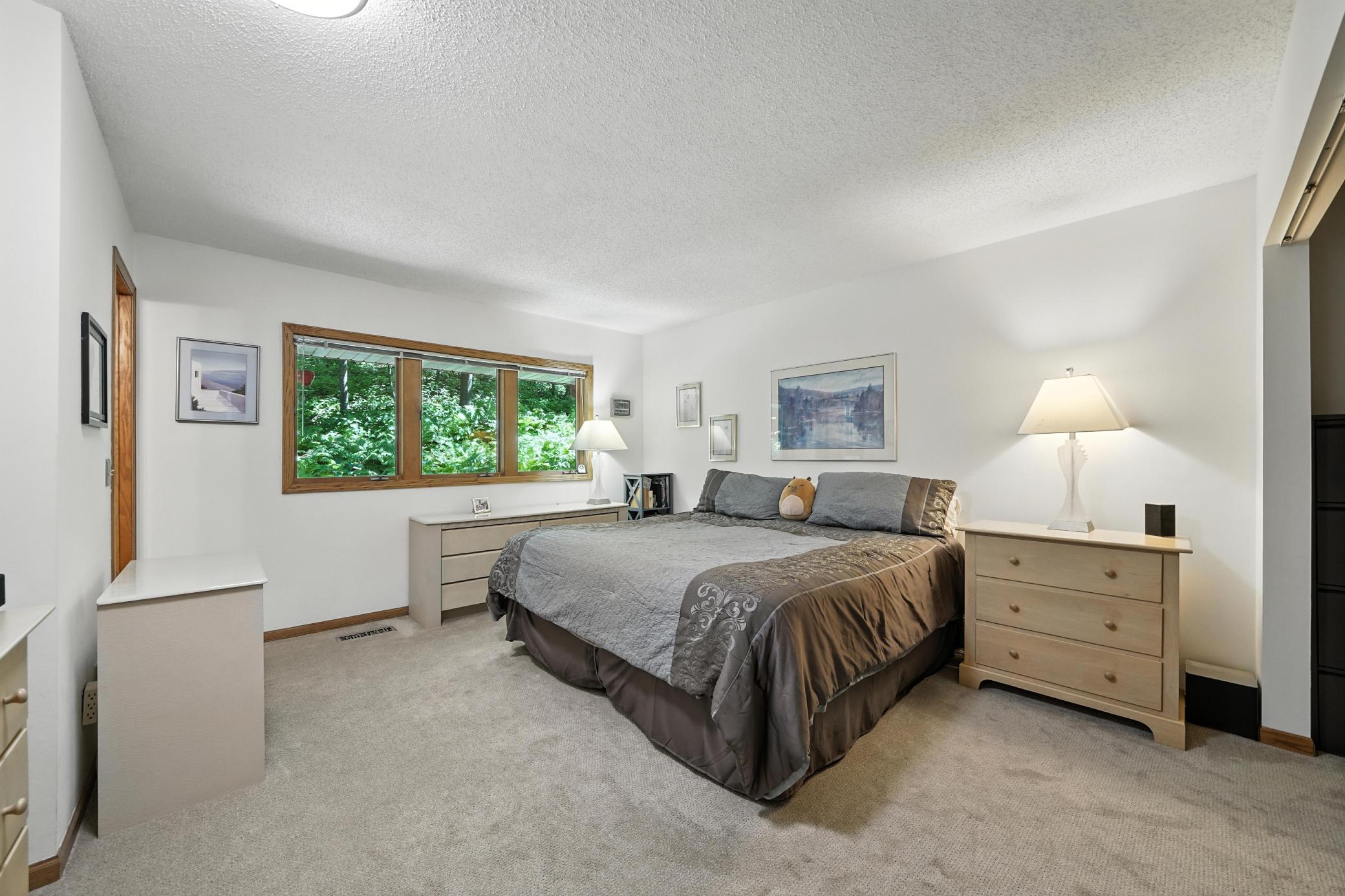 Orono, Minnesota, 55391, United States, 4 Bedrooms Bedrooms, ,3 BathroomsBathrooms,Residential,Active,1999170