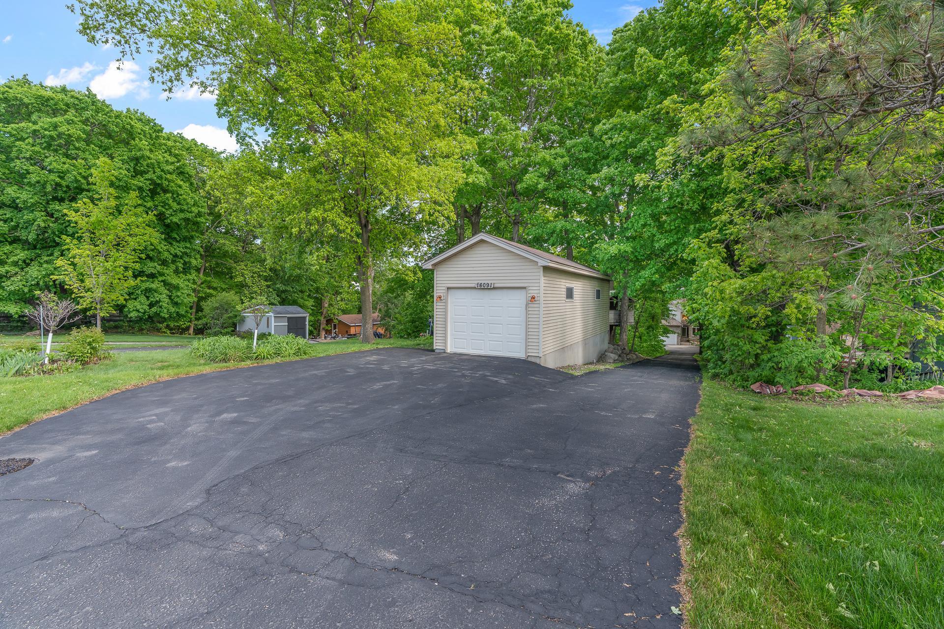 Prior Lake, Minnesota, 55372, United States, 4 Bedrooms Bedrooms, ,4 BathroomsBathrooms,Residential,Active,1995257