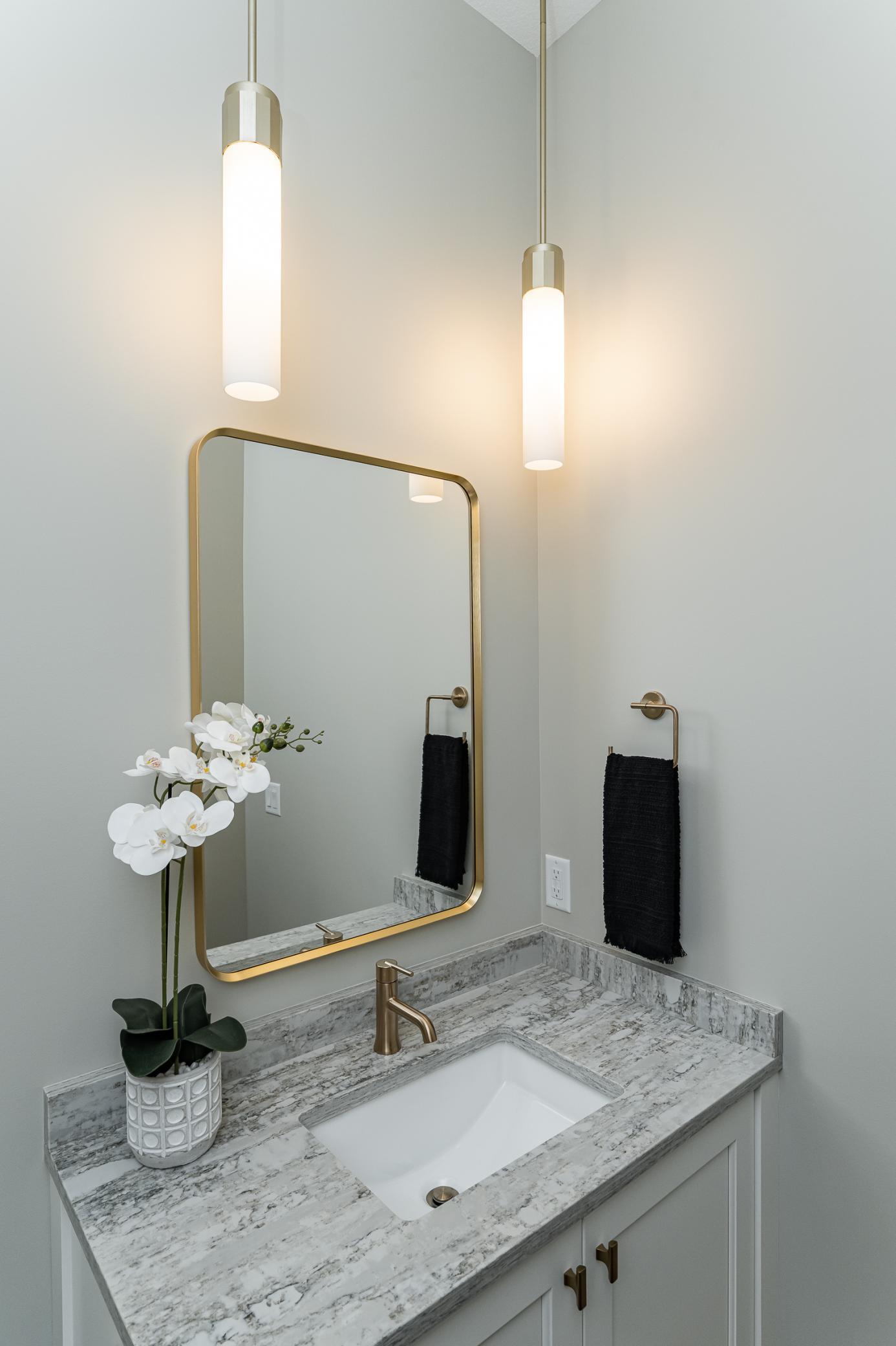 Rochester, Minnesota, 55902, United States, 6 Bedrooms Bedrooms, ,5 BathroomsBathrooms,Residential,Active,1936101