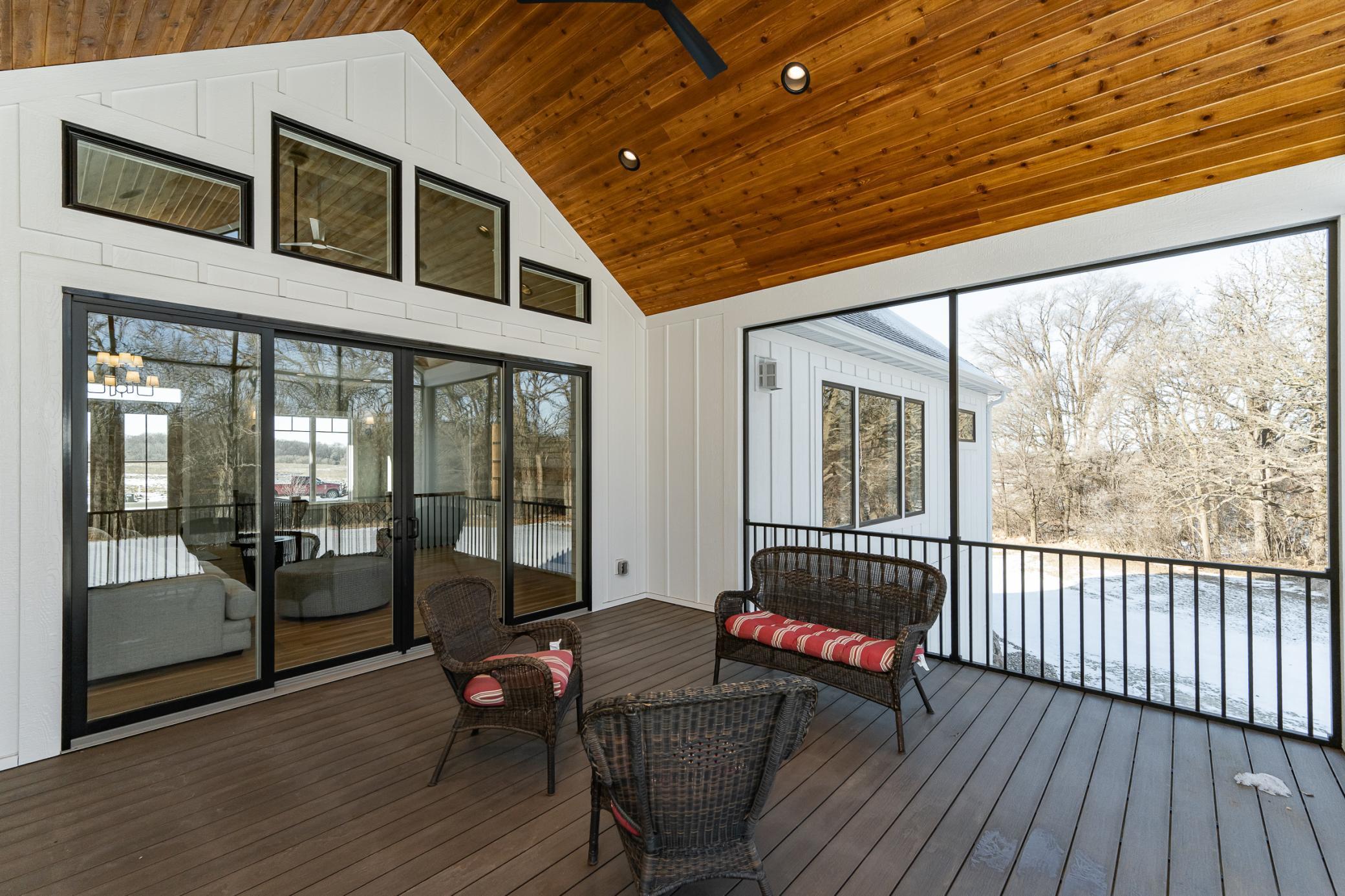 Rochester, Minnesota, 55902, United States, 5 Bedrooms Bedrooms, ,6 BathroomsBathrooms,Residential,Active,1892599