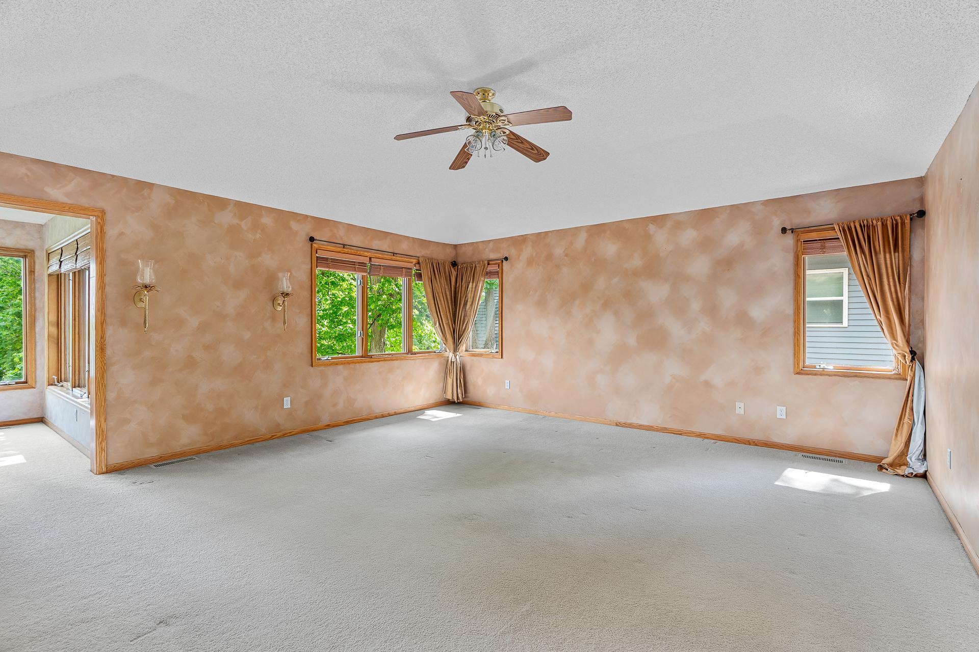 Prior Lake, Minnesota, 55372, United States, 4 Bedrooms Bedrooms, ,4 BathroomsBathrooms,Residential,Active,1995257