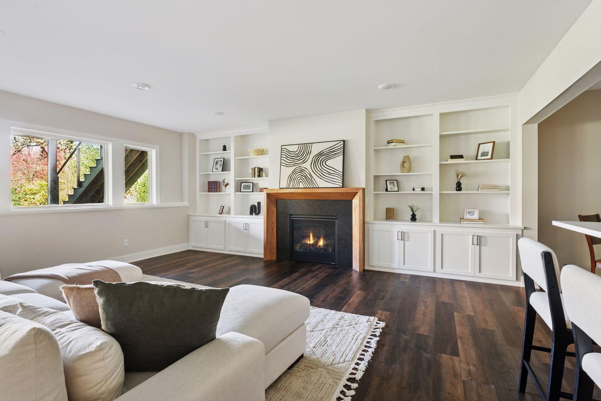 Saint Paul, Minnesota, 55118, United States, 4 Bedrooms Bedrooms, ,4 BathroomsBathrooms,Residential,Active,1973547